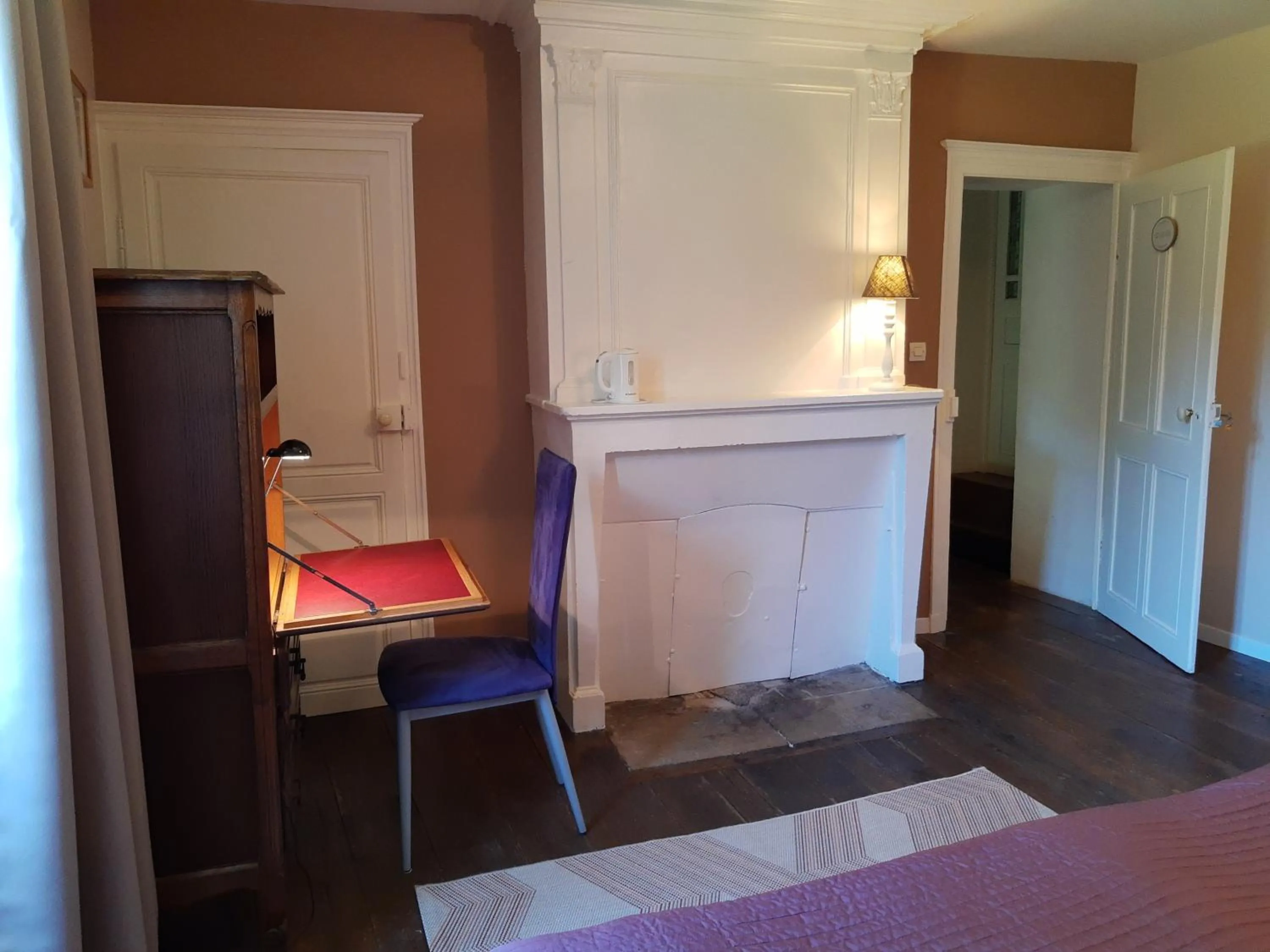 View (from property/room), Bed in Moulin de la Fleuristerie