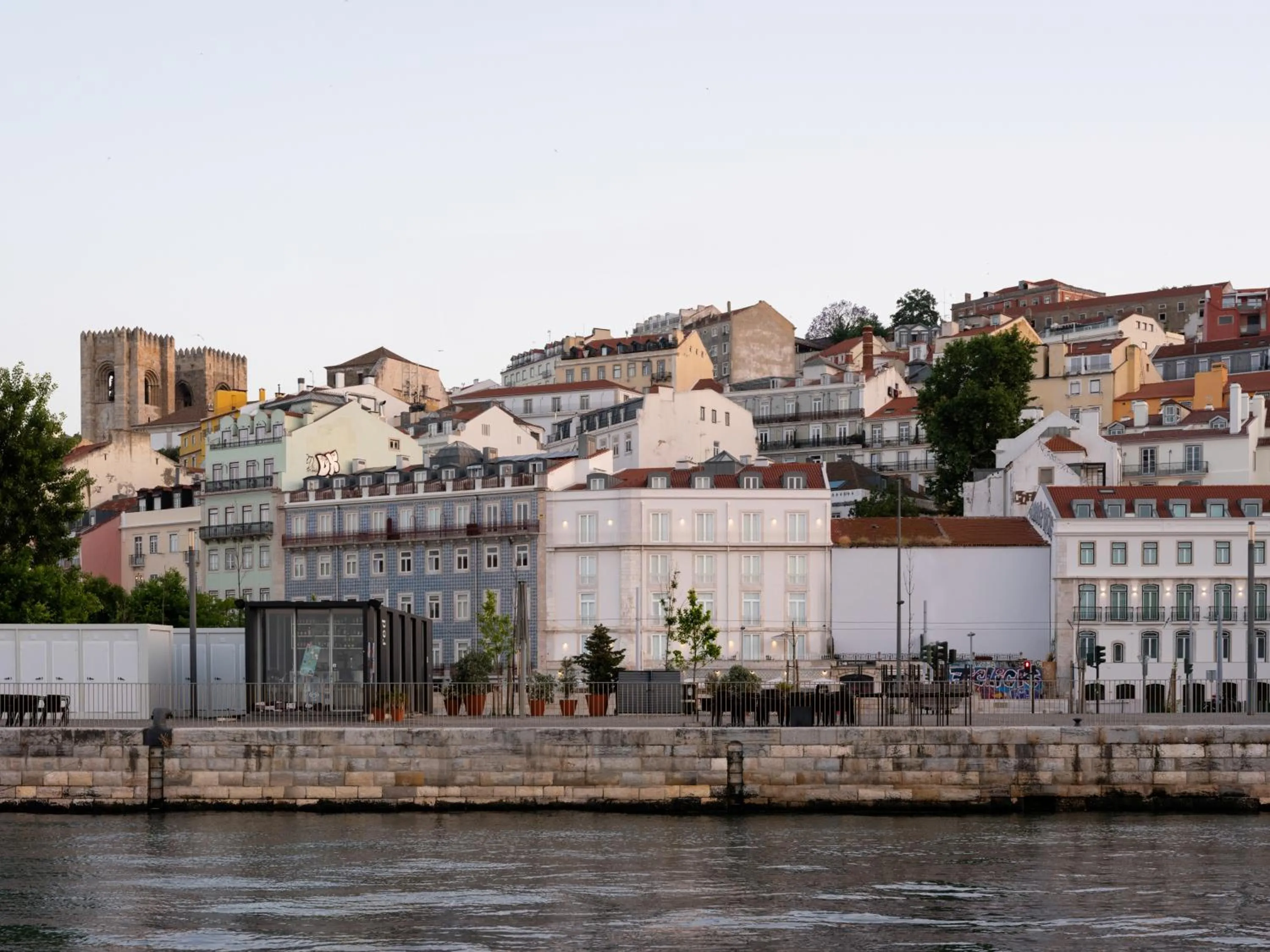 Property building in LIOZ Lisboa