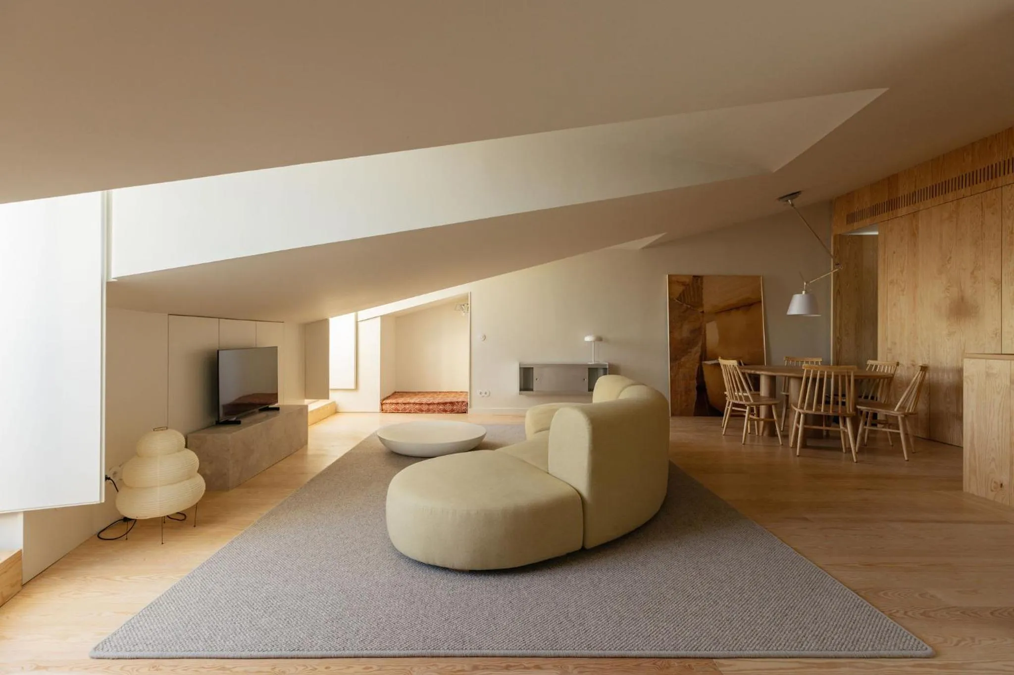 TV and multimedia in LIOZ Lisboa