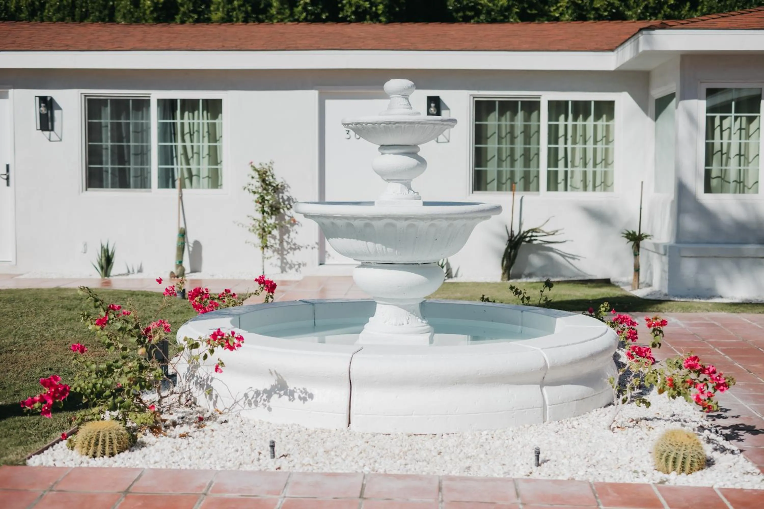 Inner courtyard view in Casa Palma Hotel & Bungalows