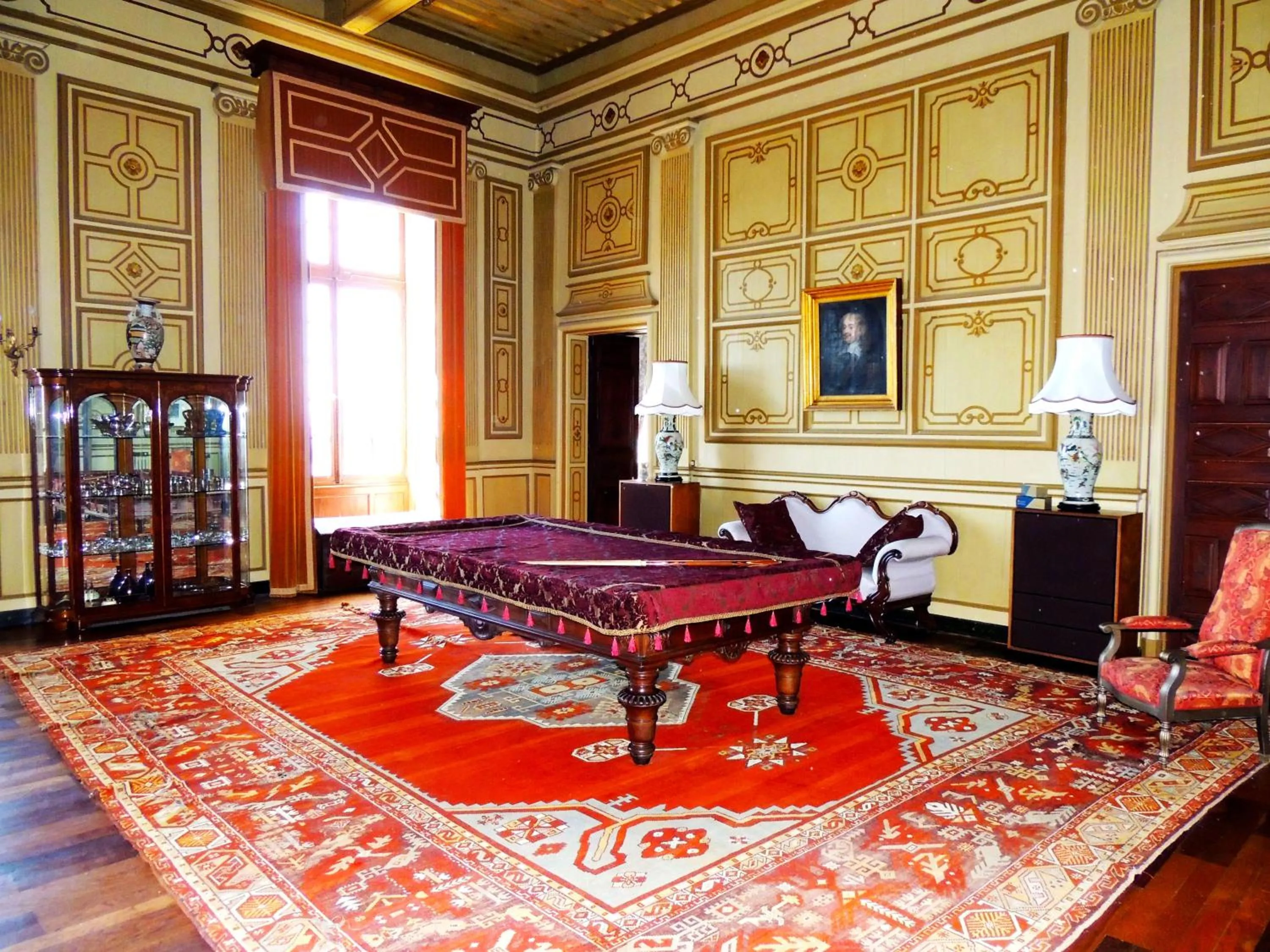 Billiard in Chateau de Paraza