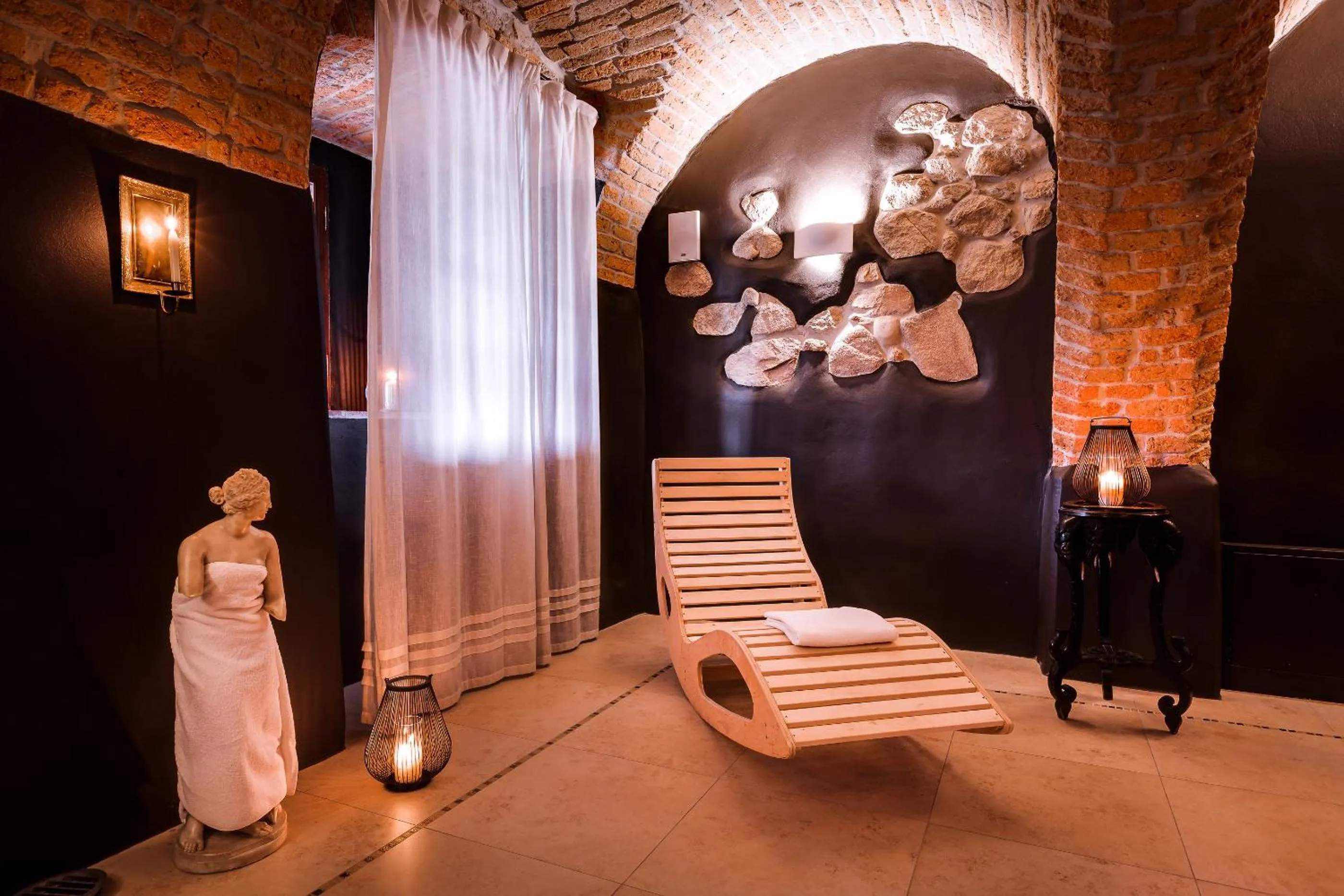 Spa and wellness centre/facilities in Zamek Karpniki Schloss Fischbach