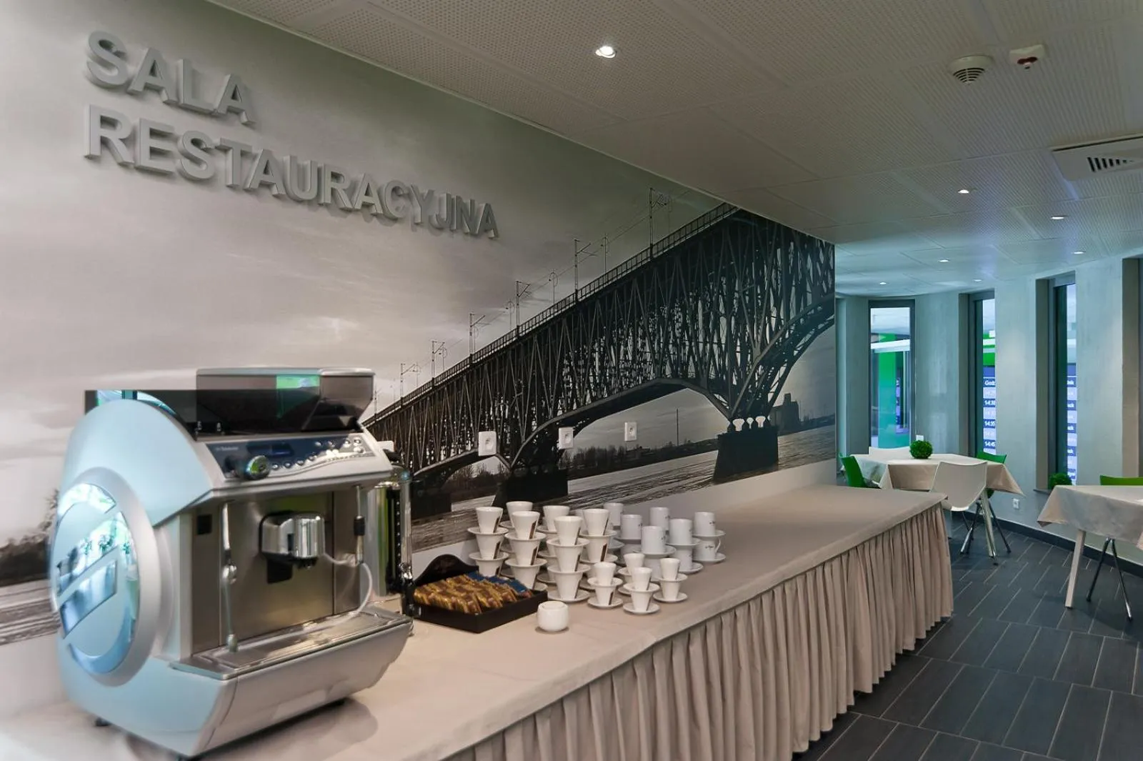Coffee/tea facilities in Green Hotel Płock