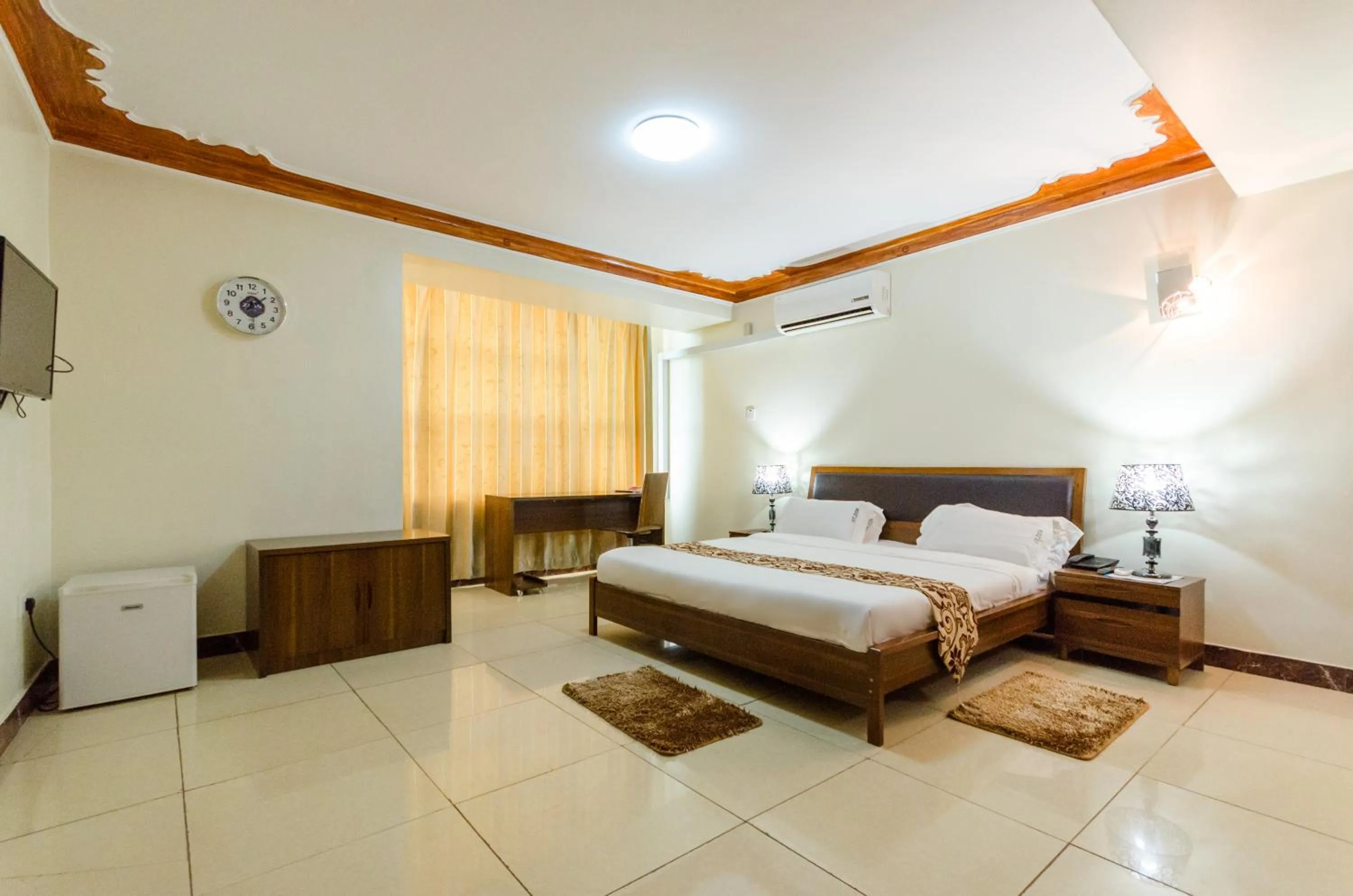 Bedroom, Bed in Mt. Zion Hotel