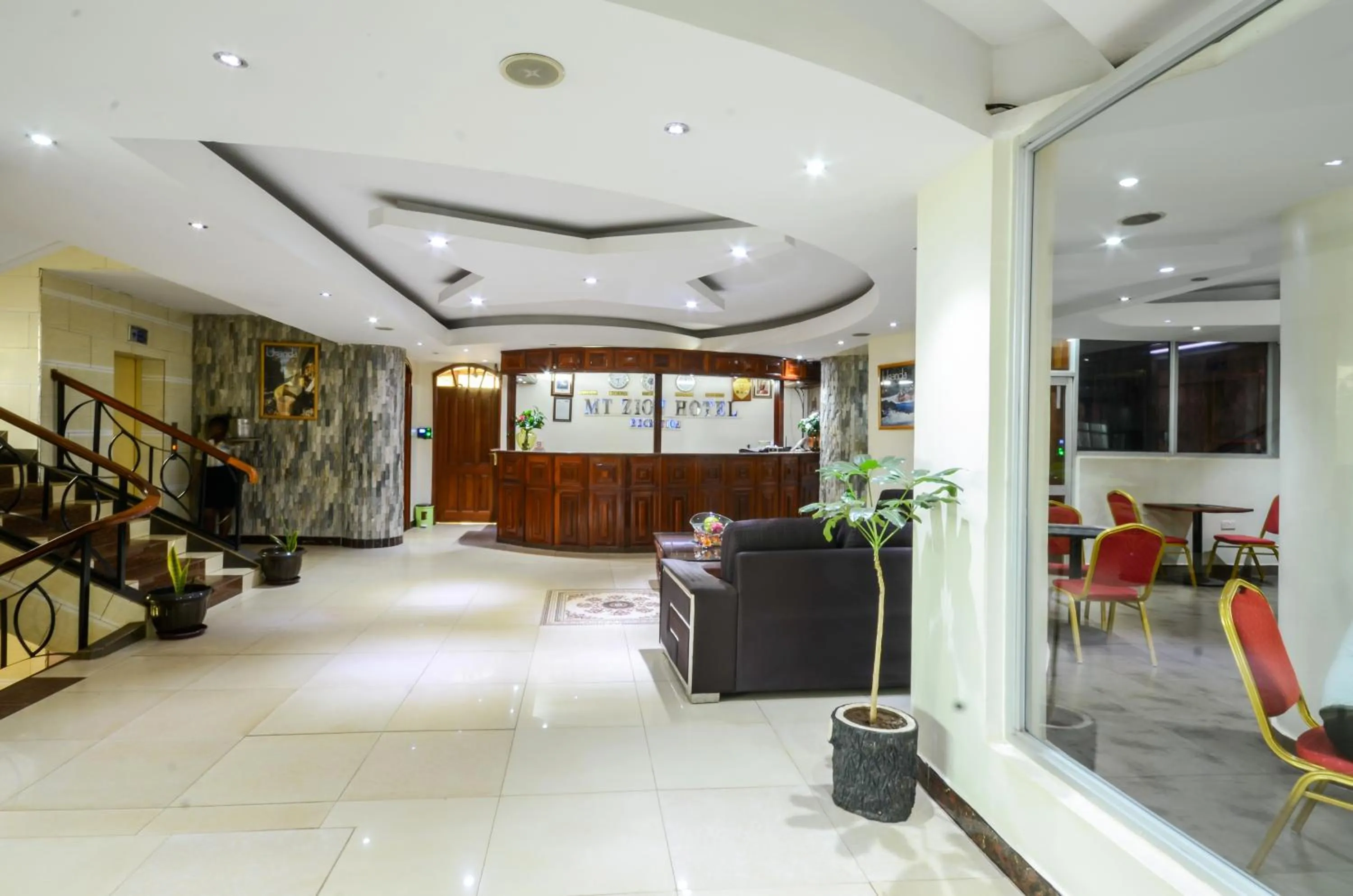 Lobby or reception in Mt. Zion Hotel