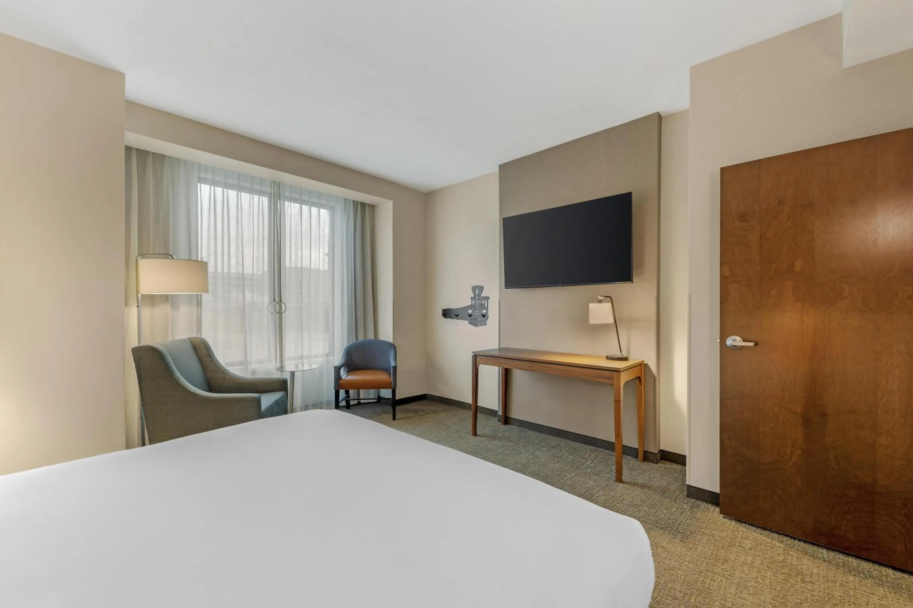 Bedroom, Bed in Drury Plaza Hotel Lincoln Downtown