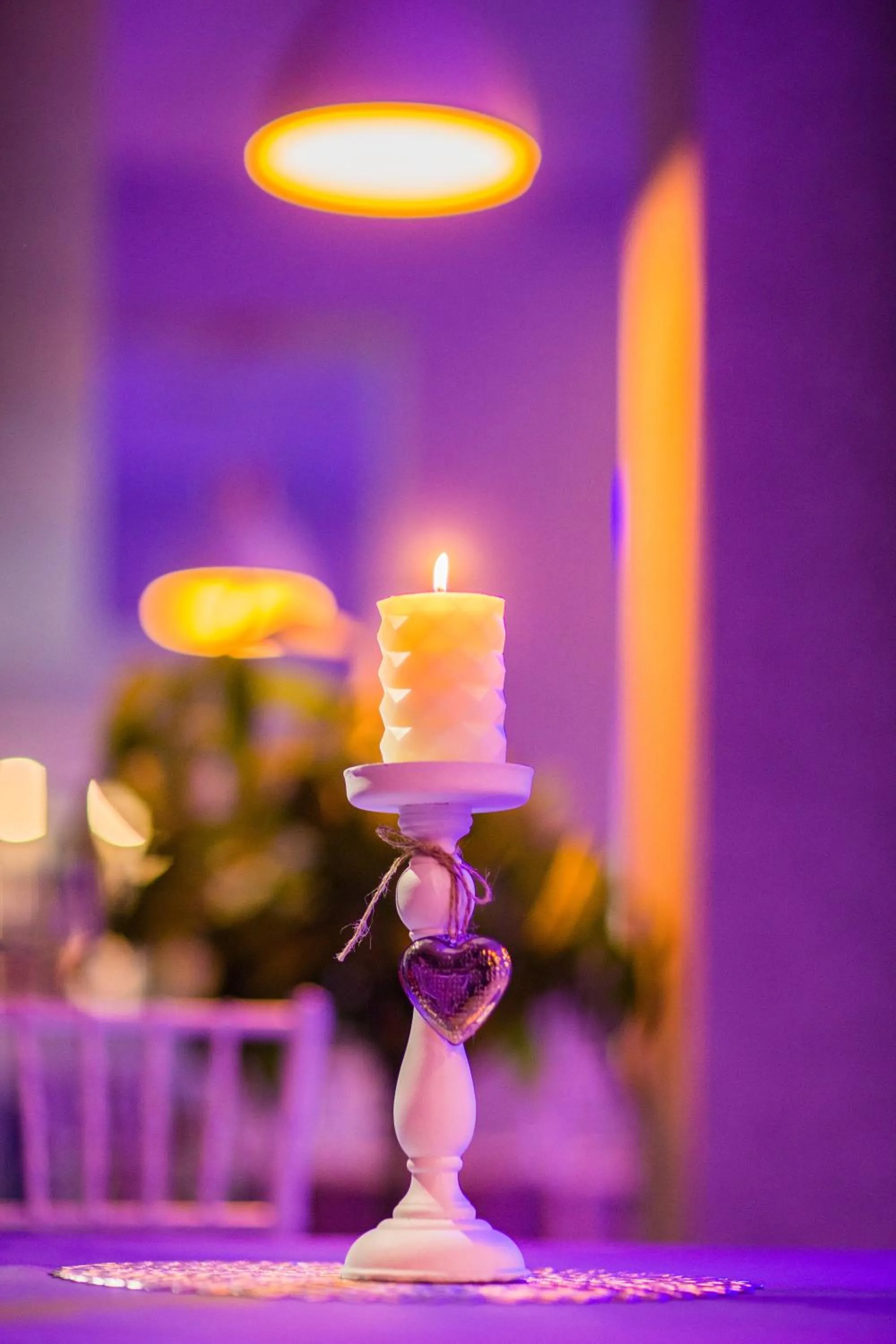 Restaurant/places to eat in Hotel Apollo