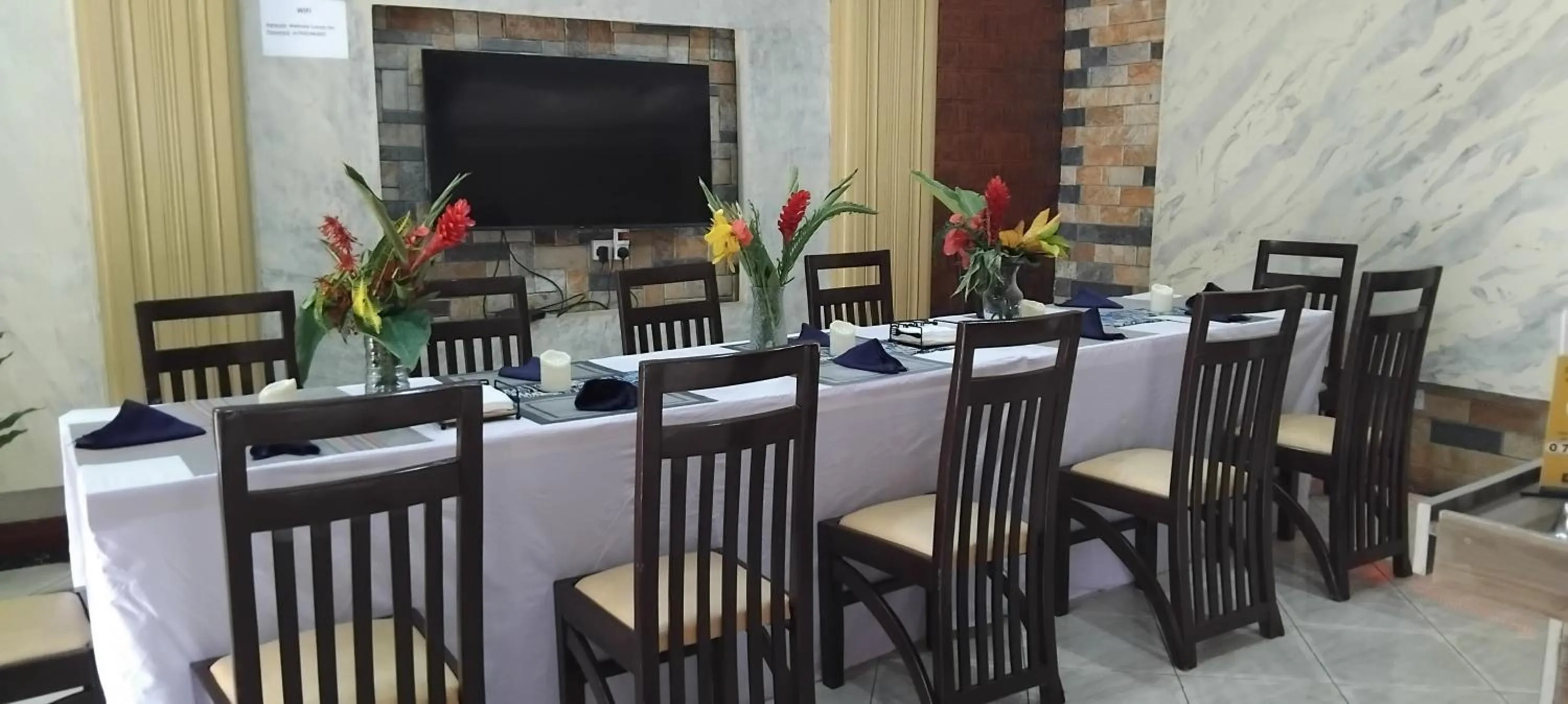 Breakfast in Meltonia Luxury Inn