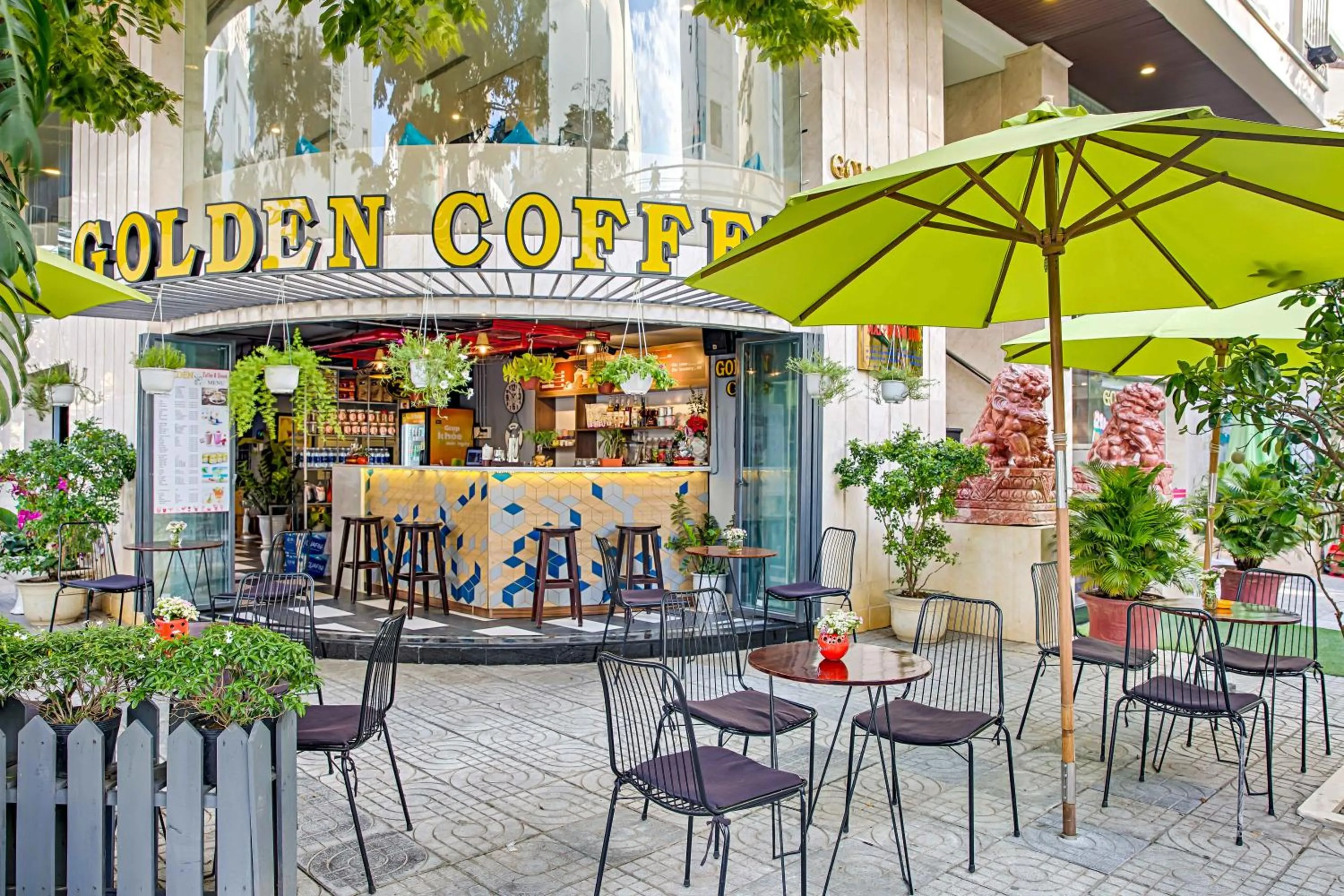 Coffee/tea facilities in Golden Star Hotel by THG