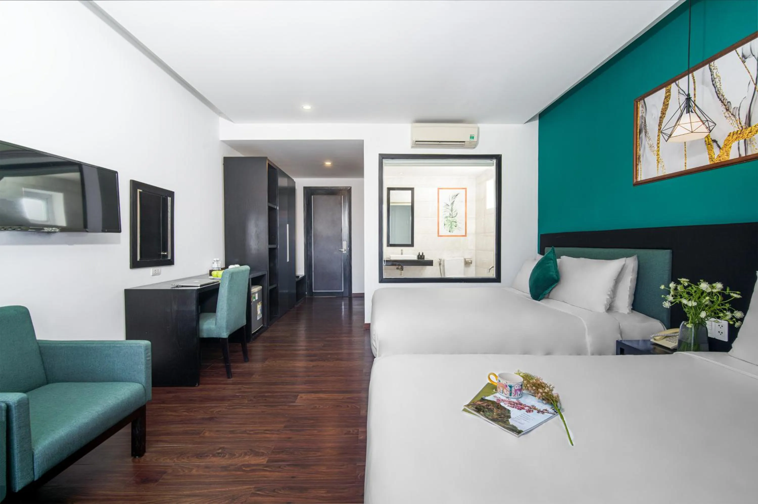 Bed in Golden Star Hotel by THG