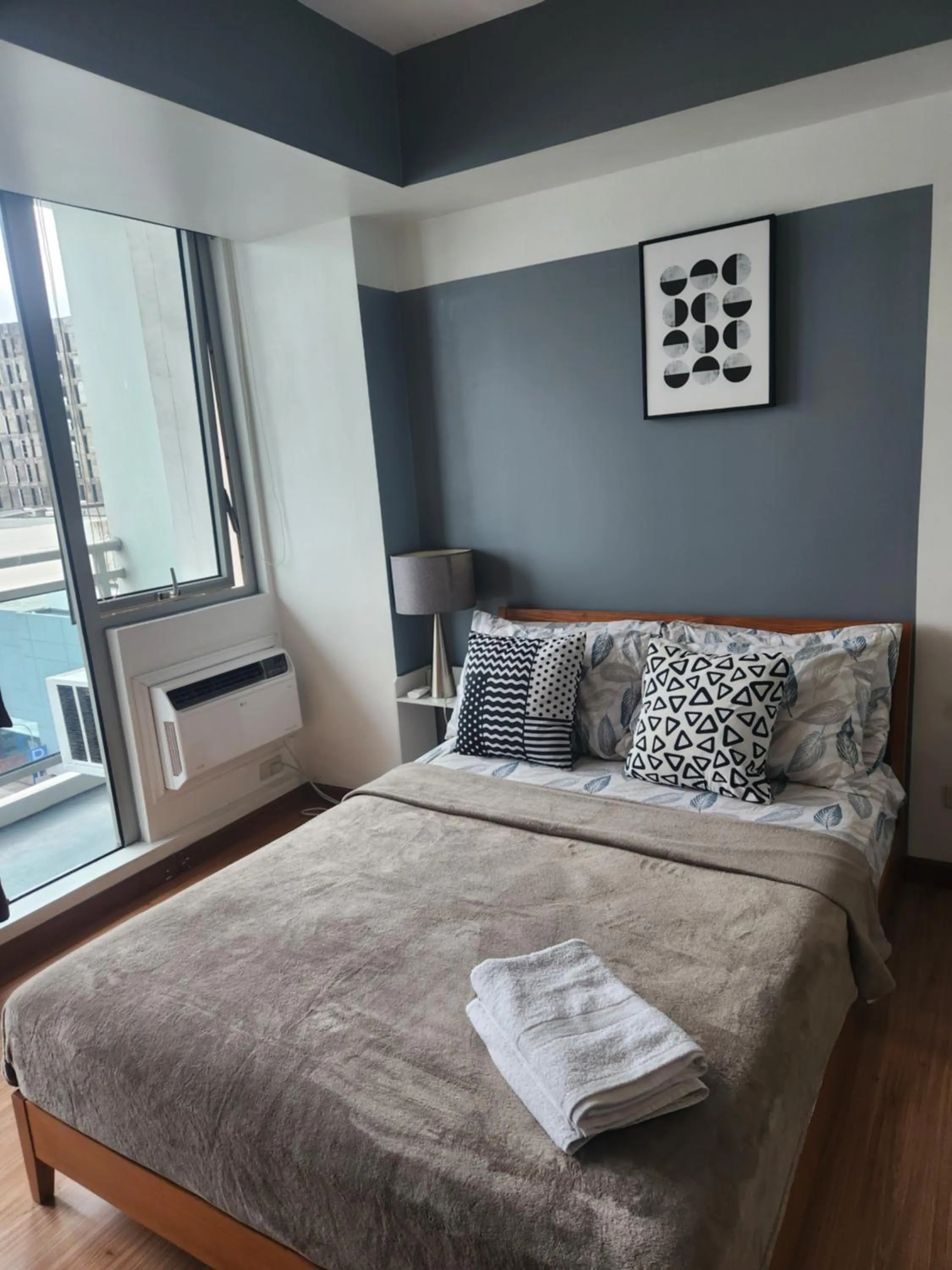 Bed in Azure Staycation Philippines by AMRS Near Manila International Airport