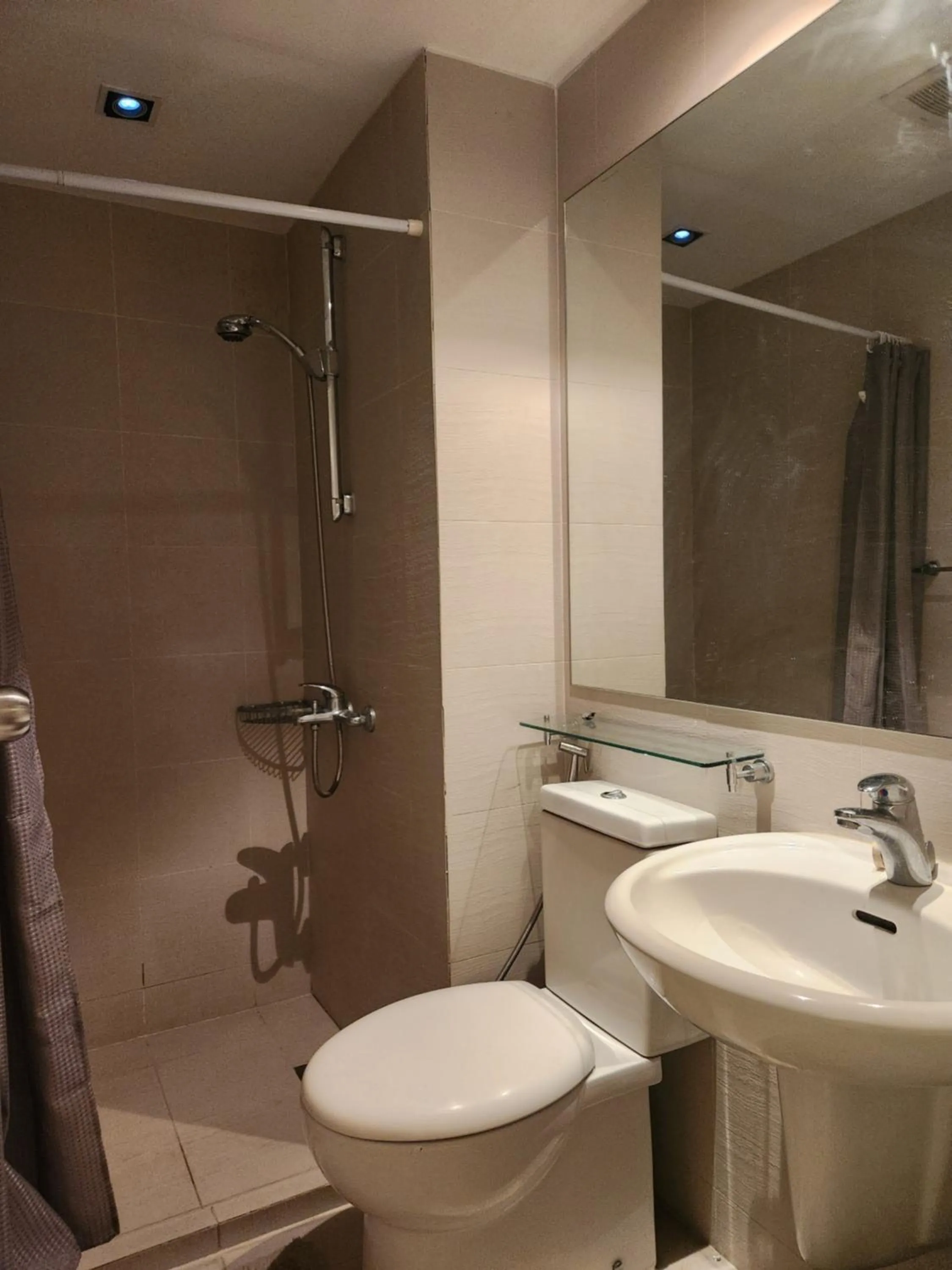 Bathroom in Azure Staycation Philippines by AMRS Near Manila International Airport