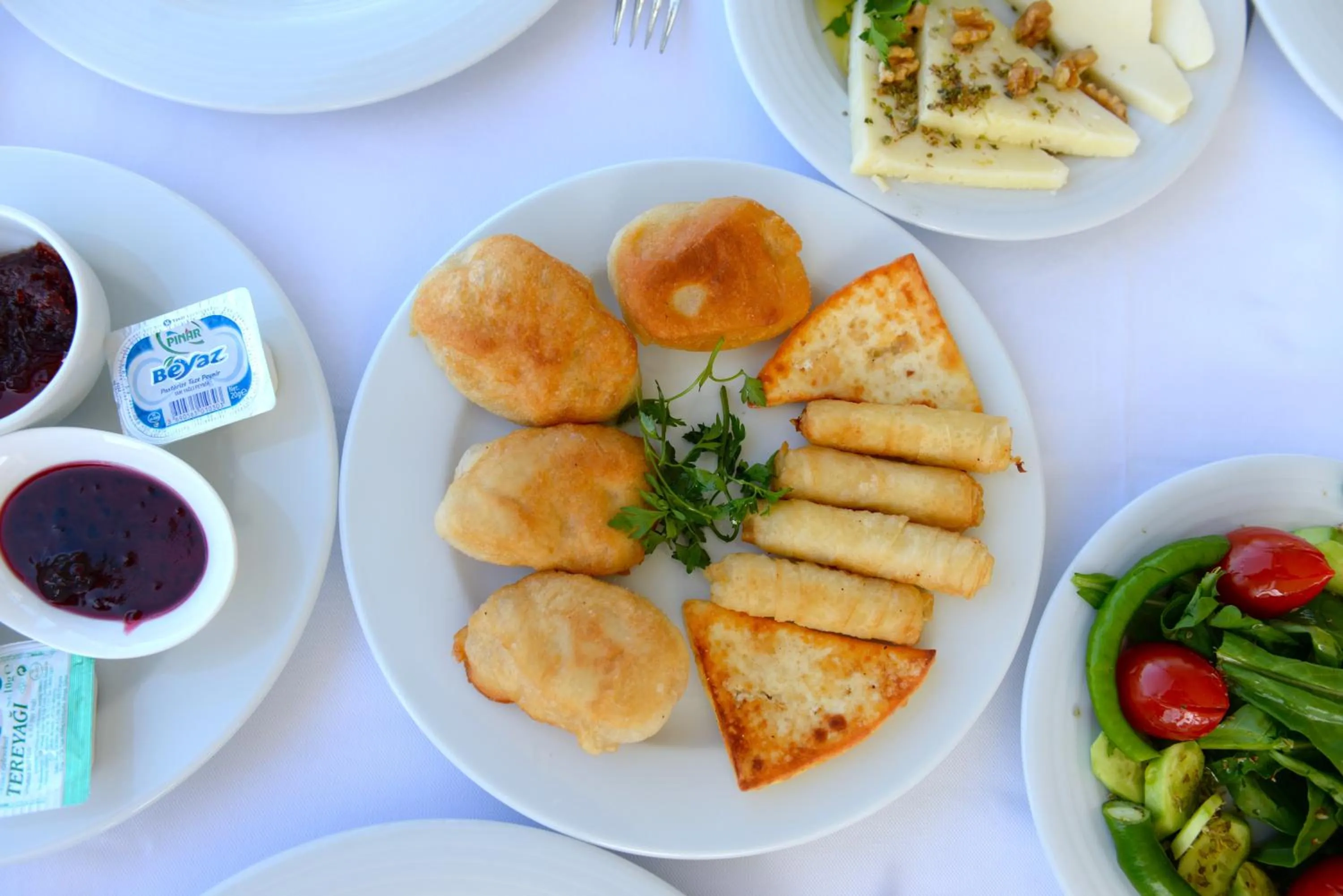 Breakfast in Bay Nihat Otel Lale