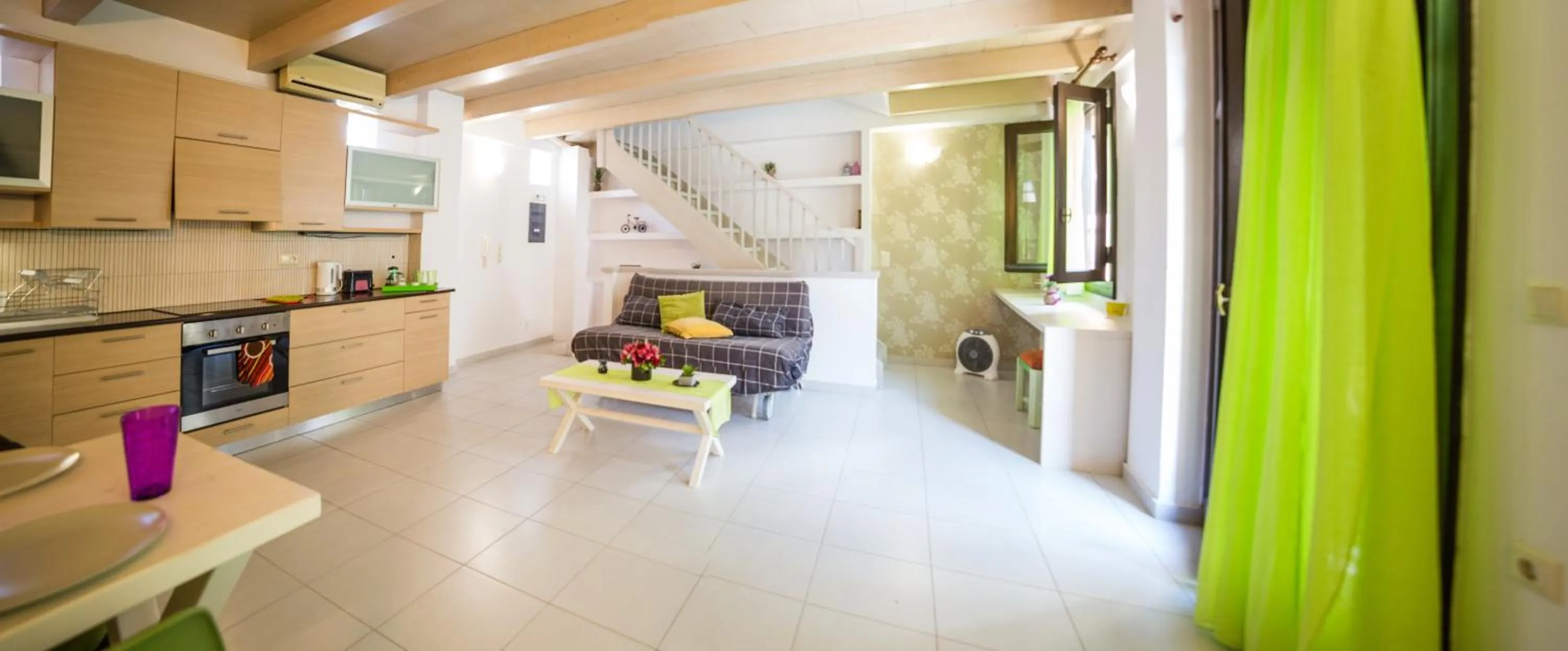 Kitchen or kitchenette in AC Homes Christos