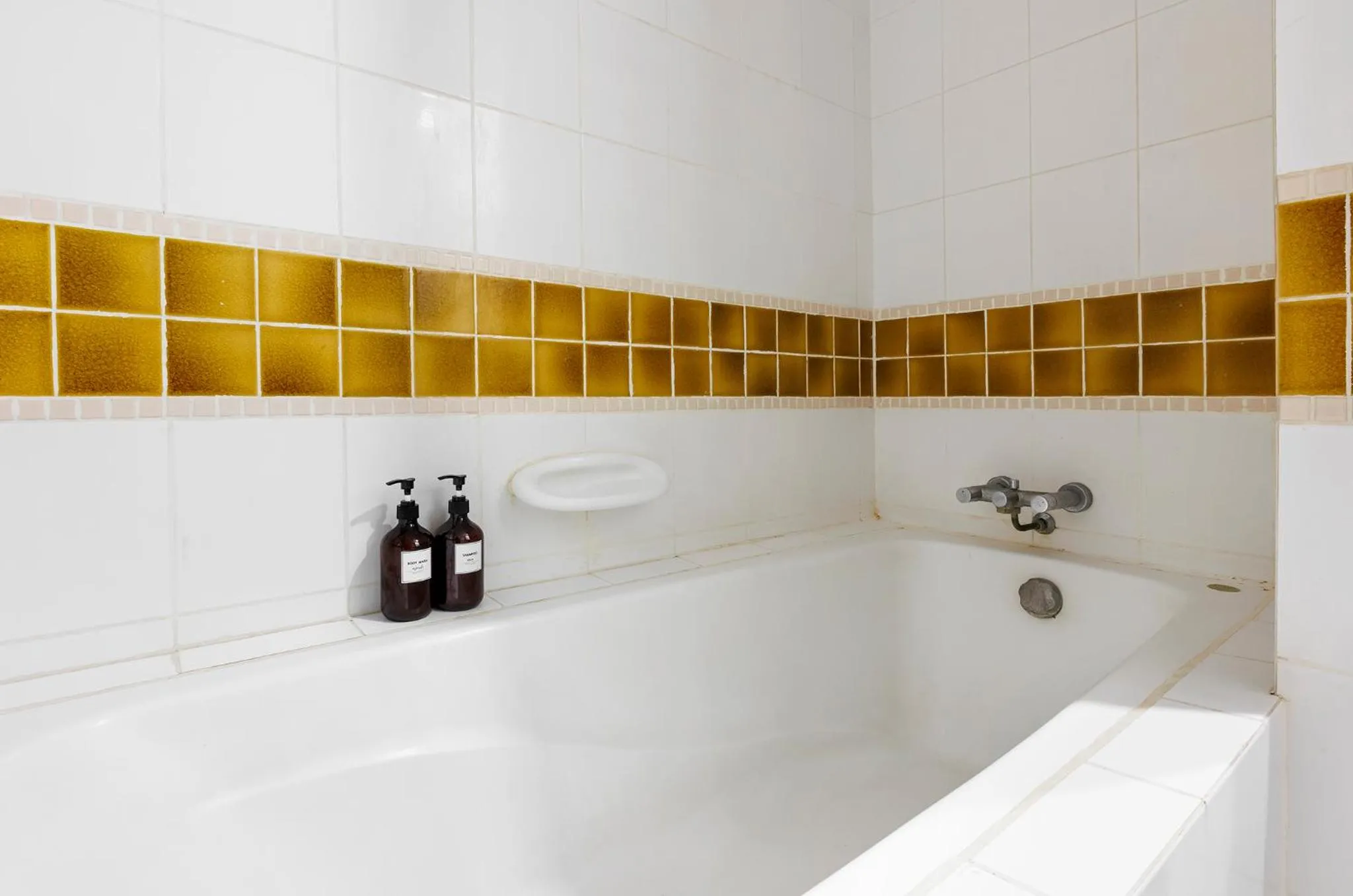 Bathroom in Central Place Hotel