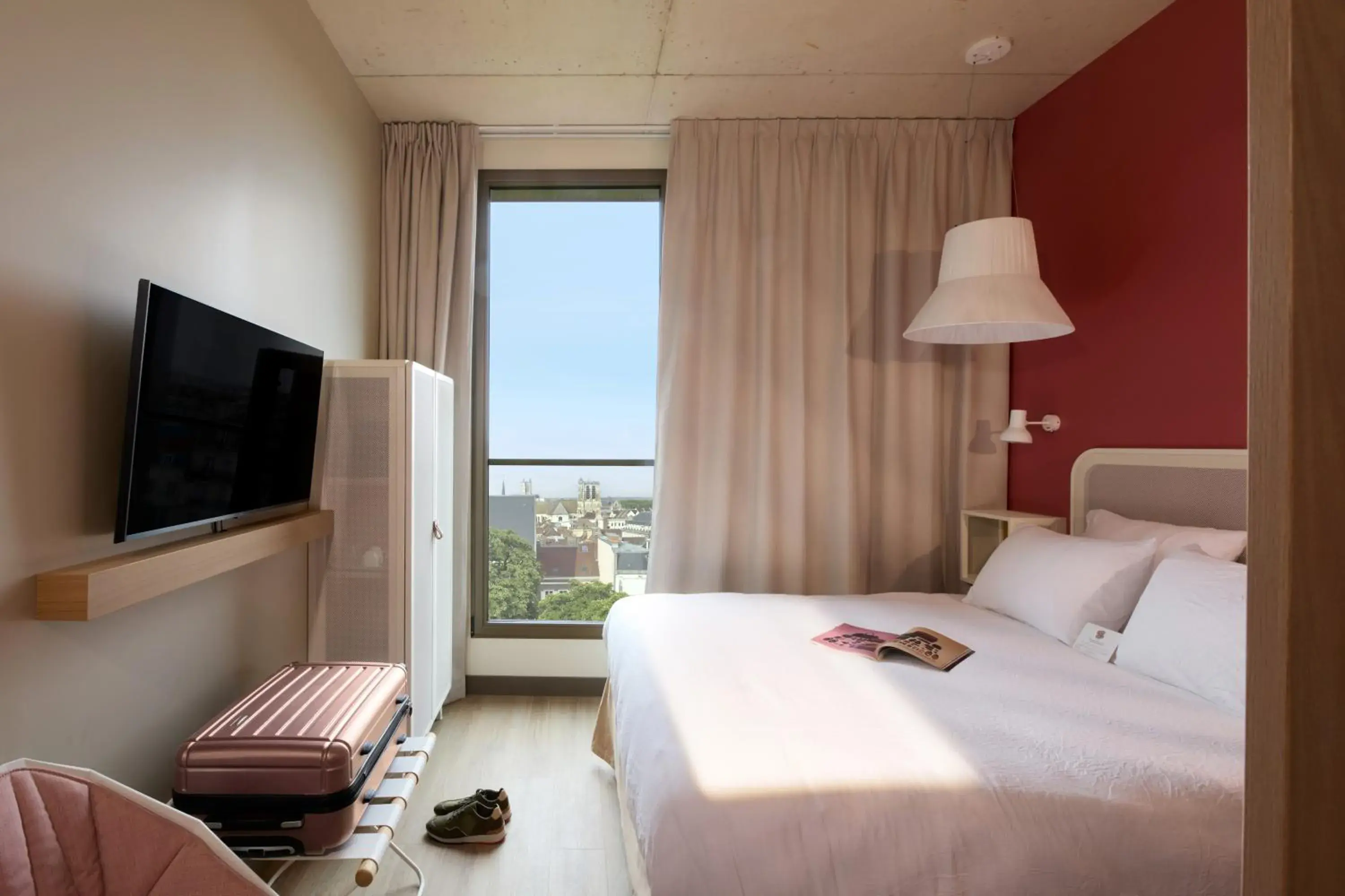 Classic Room City View in OKKO Hotels Troyes Centre Classic Room City View in OKKO Hotels Troyes Centre