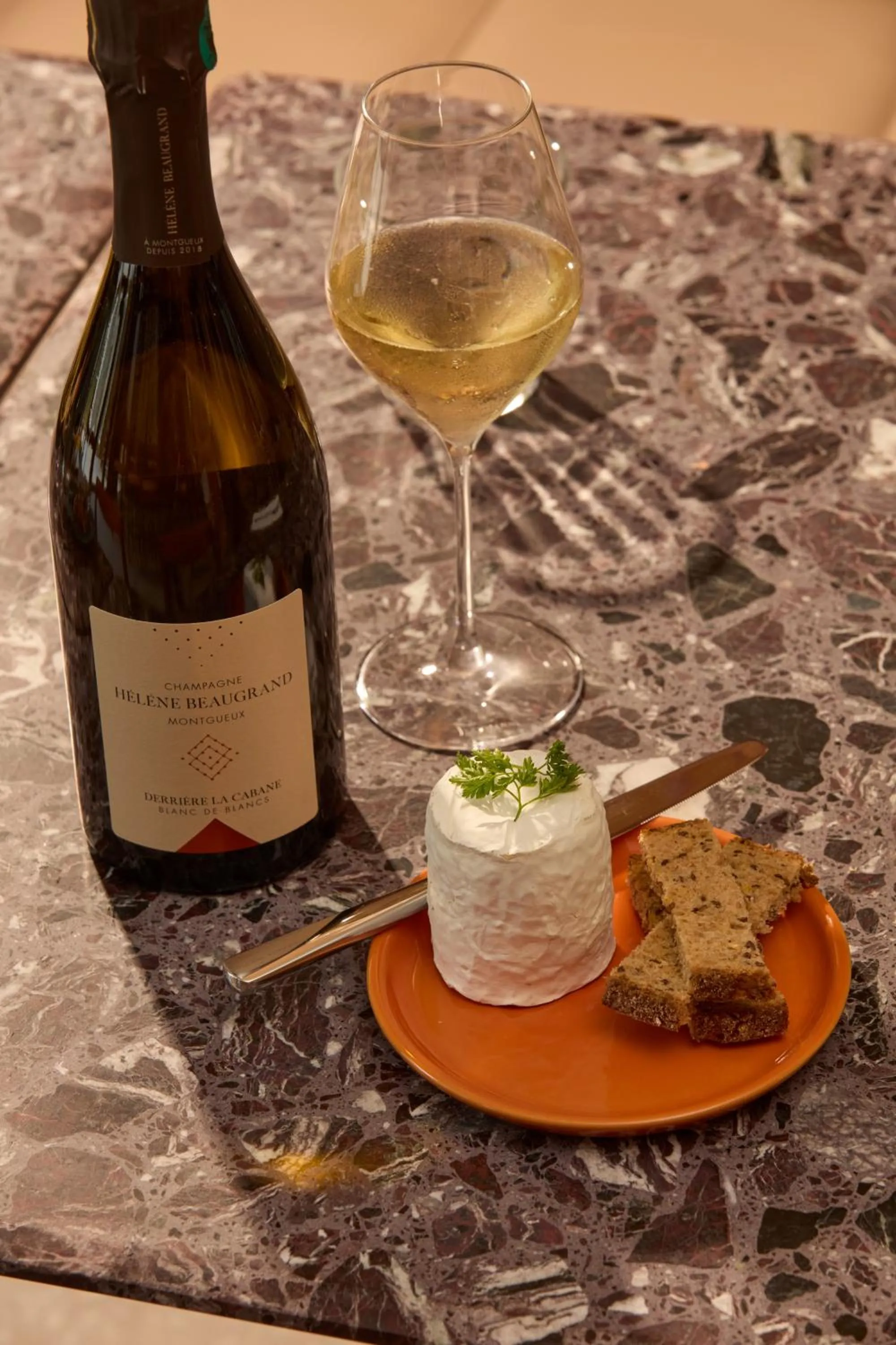 Restaurant/places to eat in OKKO Hotels Troyes Centre