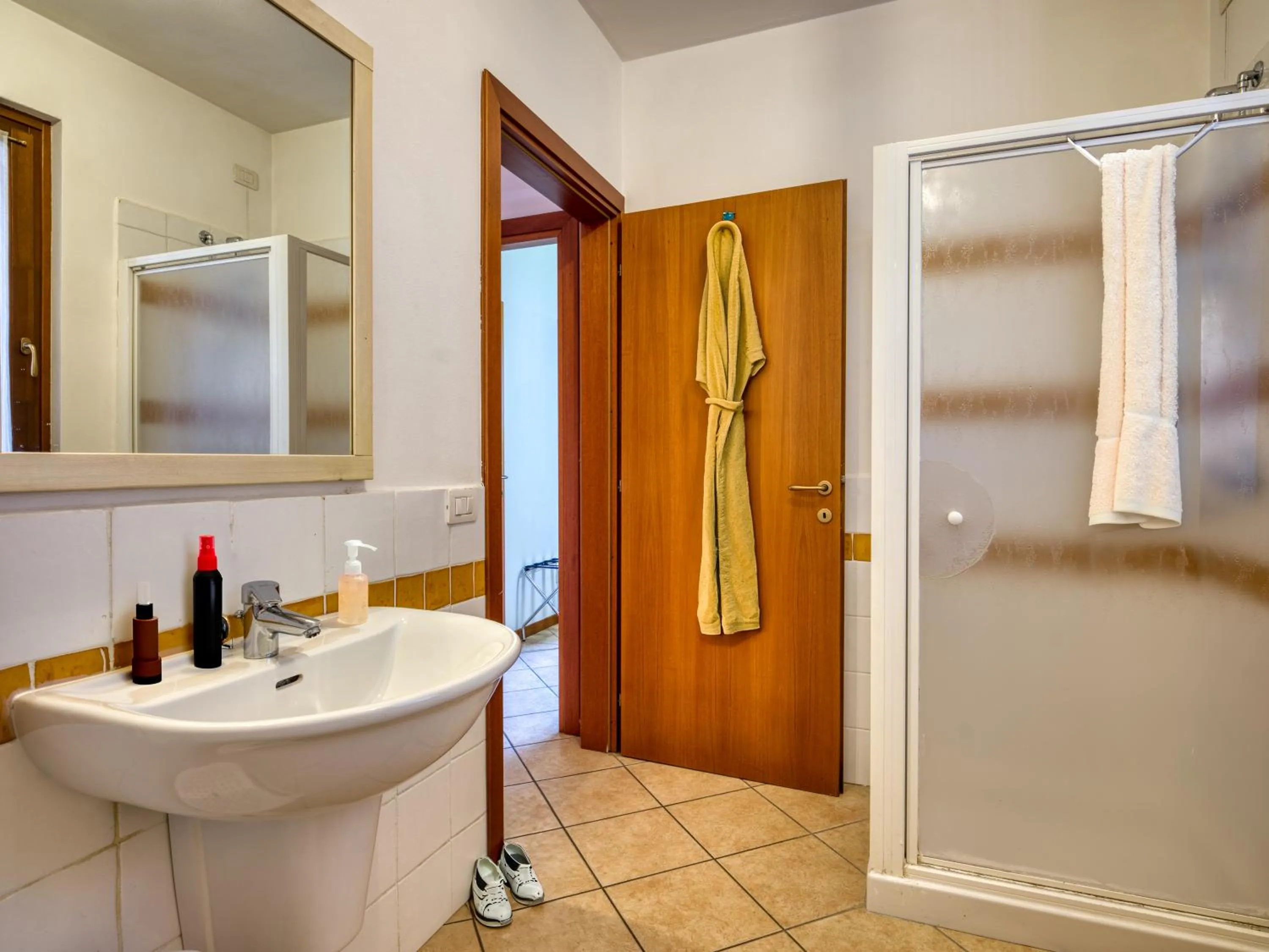 Shower in Golf Residenza