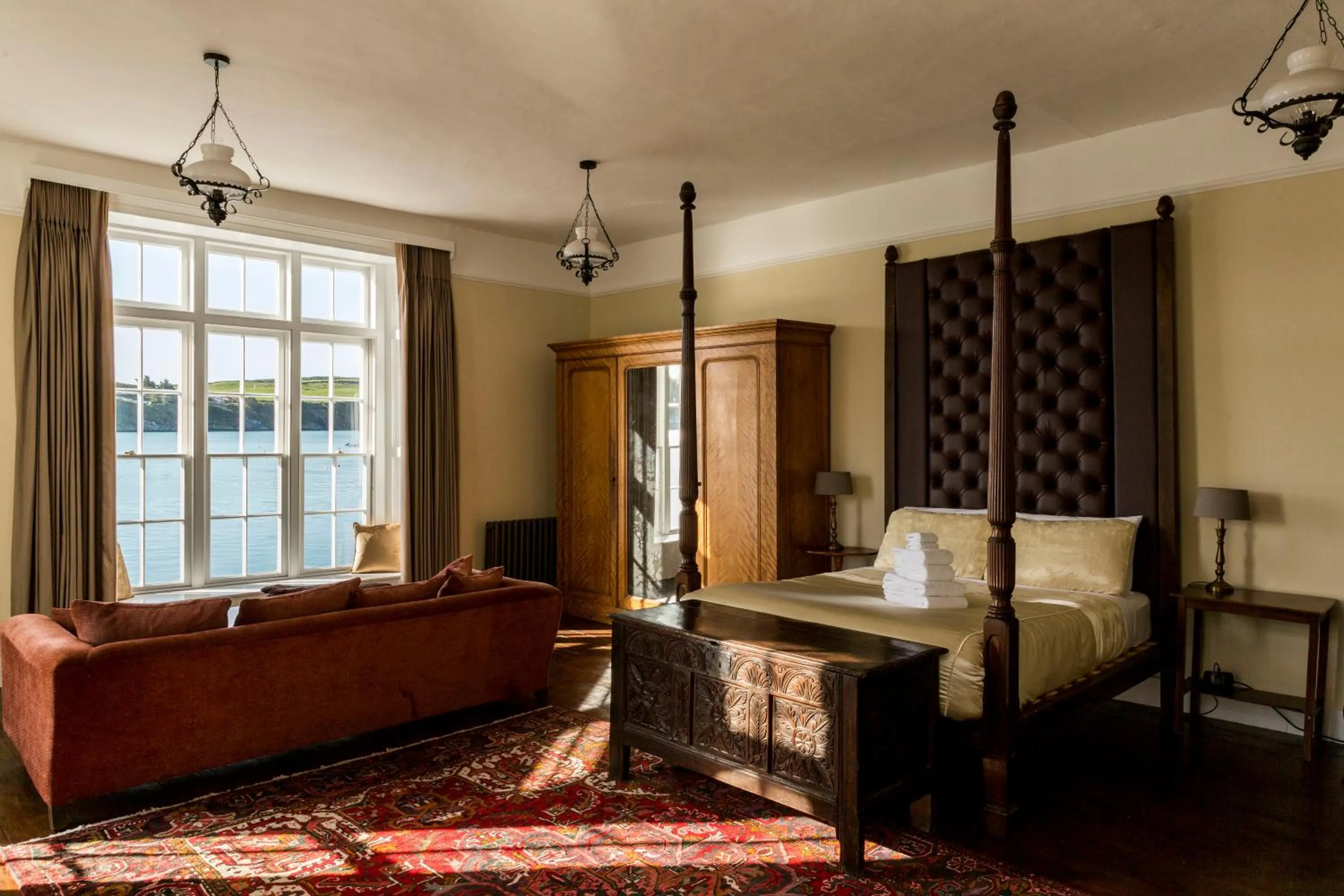 Bedroom, Bed in The Castle