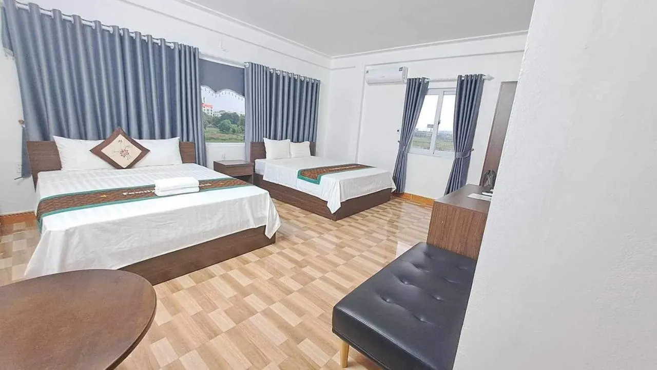 Bed in Family Transit Hotel