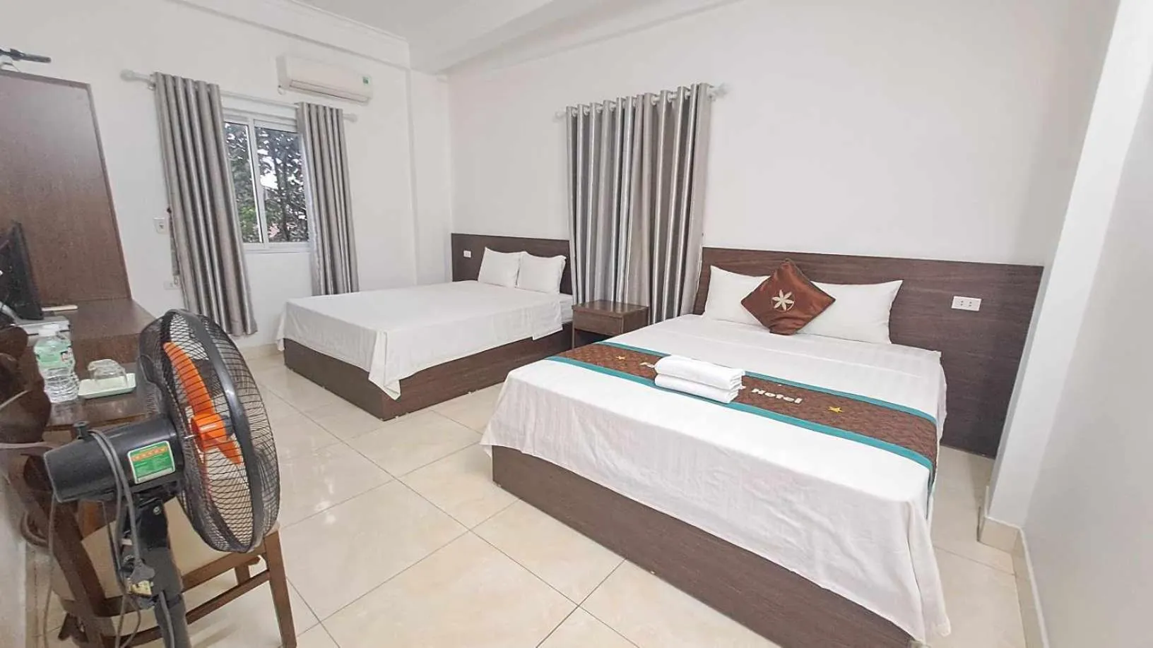 Bed in Family Transit Hotel