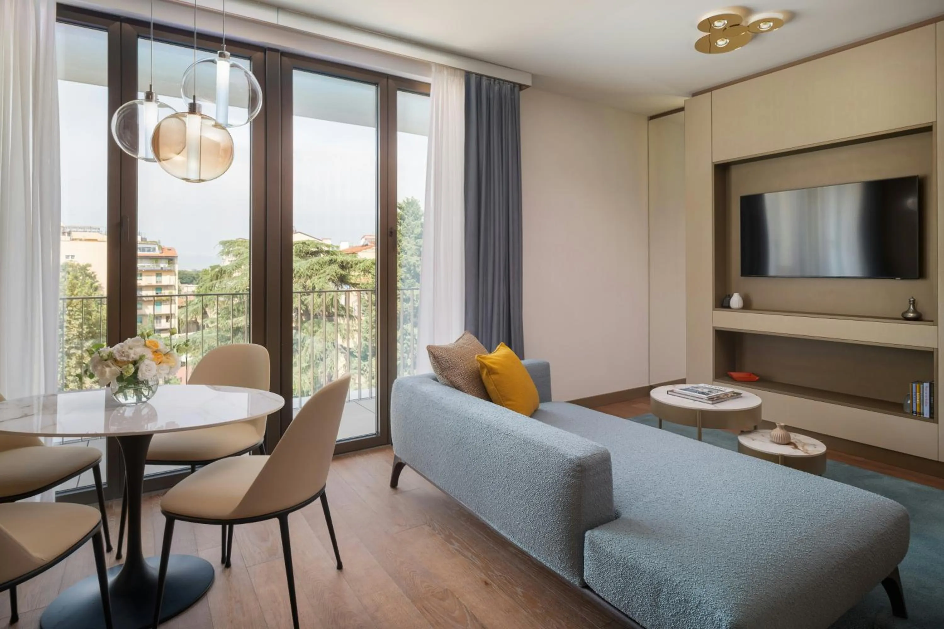 Living room in Teatro Luxury Apartments Firenze - Starhotels Collezione