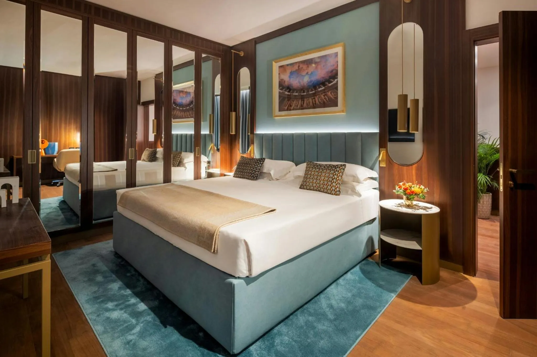 Photo of the whole room, Bed in Teatro Luxury Apartments Firenze - Starhotels Collezione