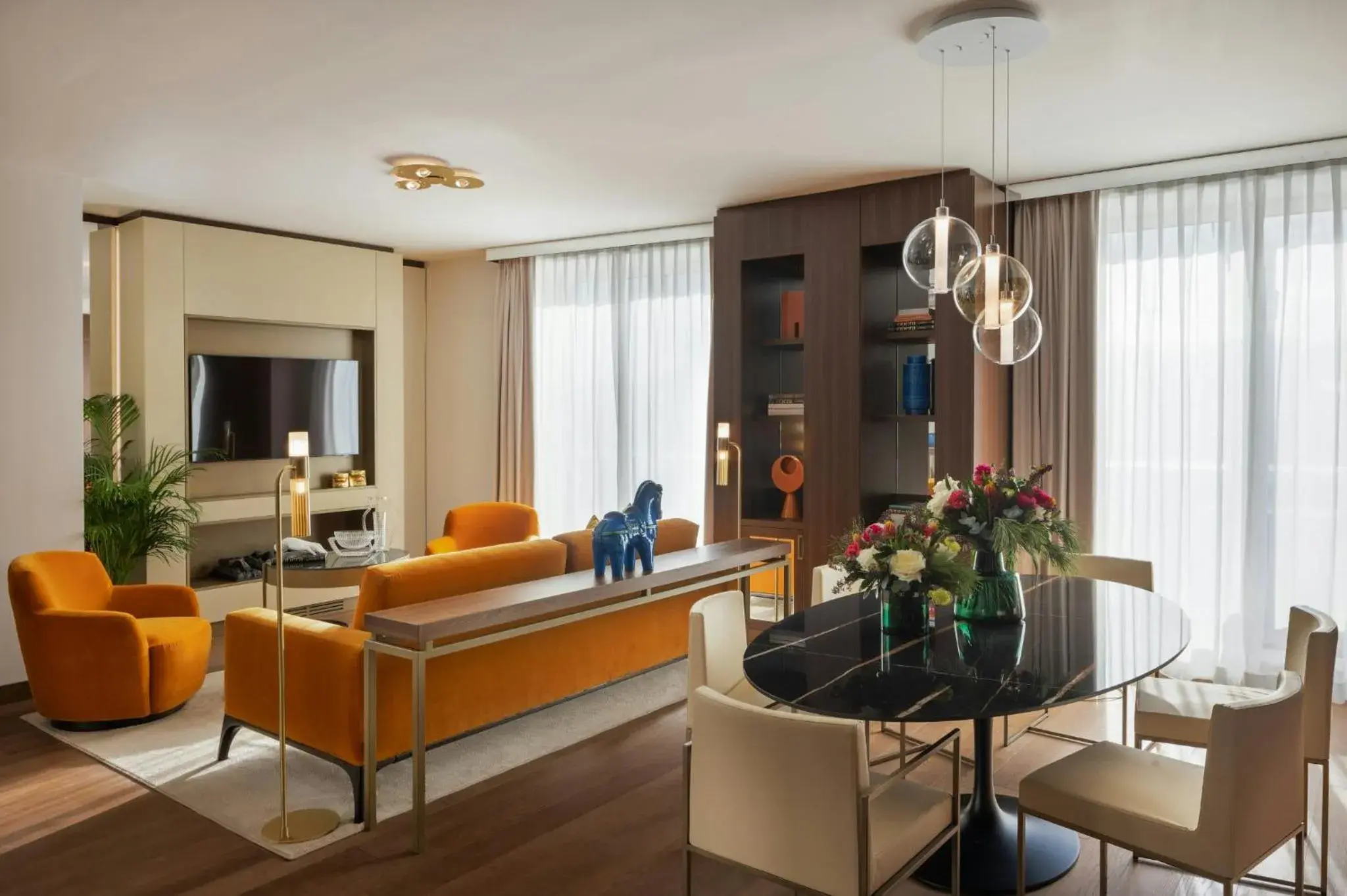 Deluxe Three Bedroom Apartment in Teatro Luxury Apartments Firenze - Starhotels Collezione Deluxe Three Bedroom Apartment in Teatro Luxury Apartments Firenze - Starhotels Collezione