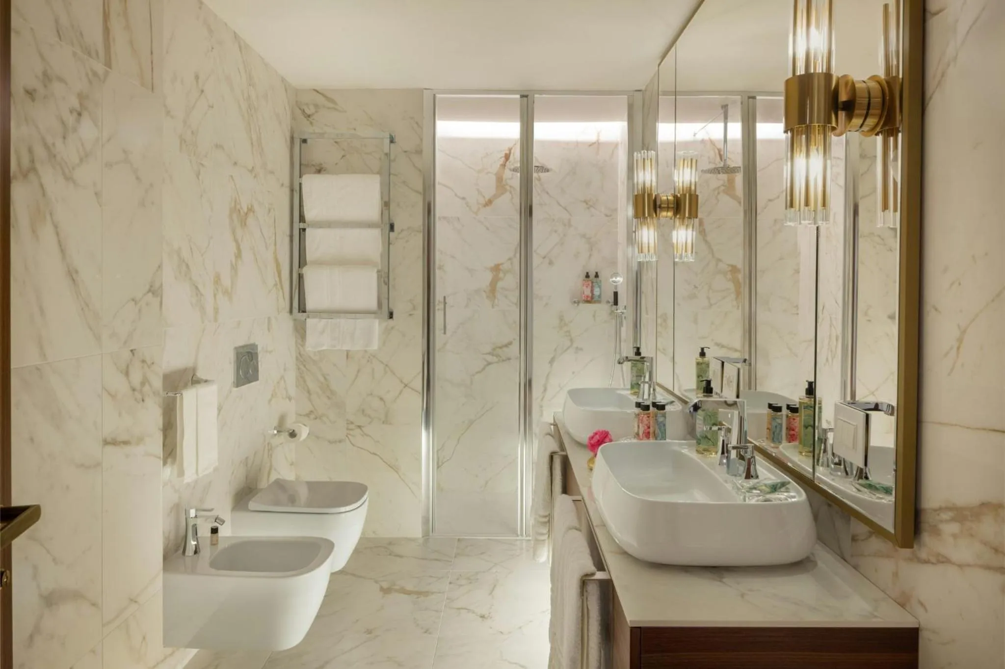 Bathroom in Teatro Luxury Apartments Firenze - Starhotels Collezione