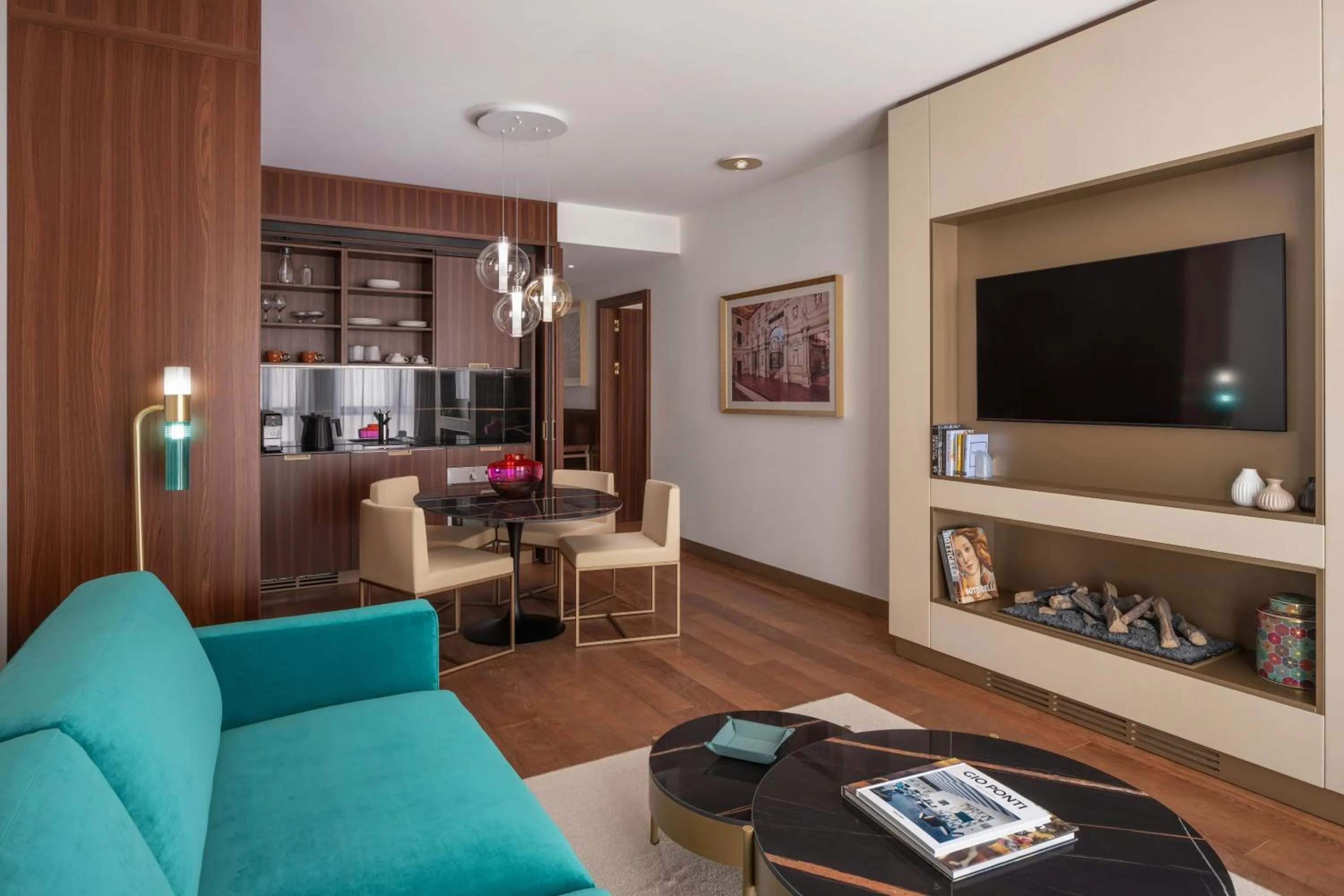 Living room in Teatro Luxury Apartments Firenze - Starhotels Collezione