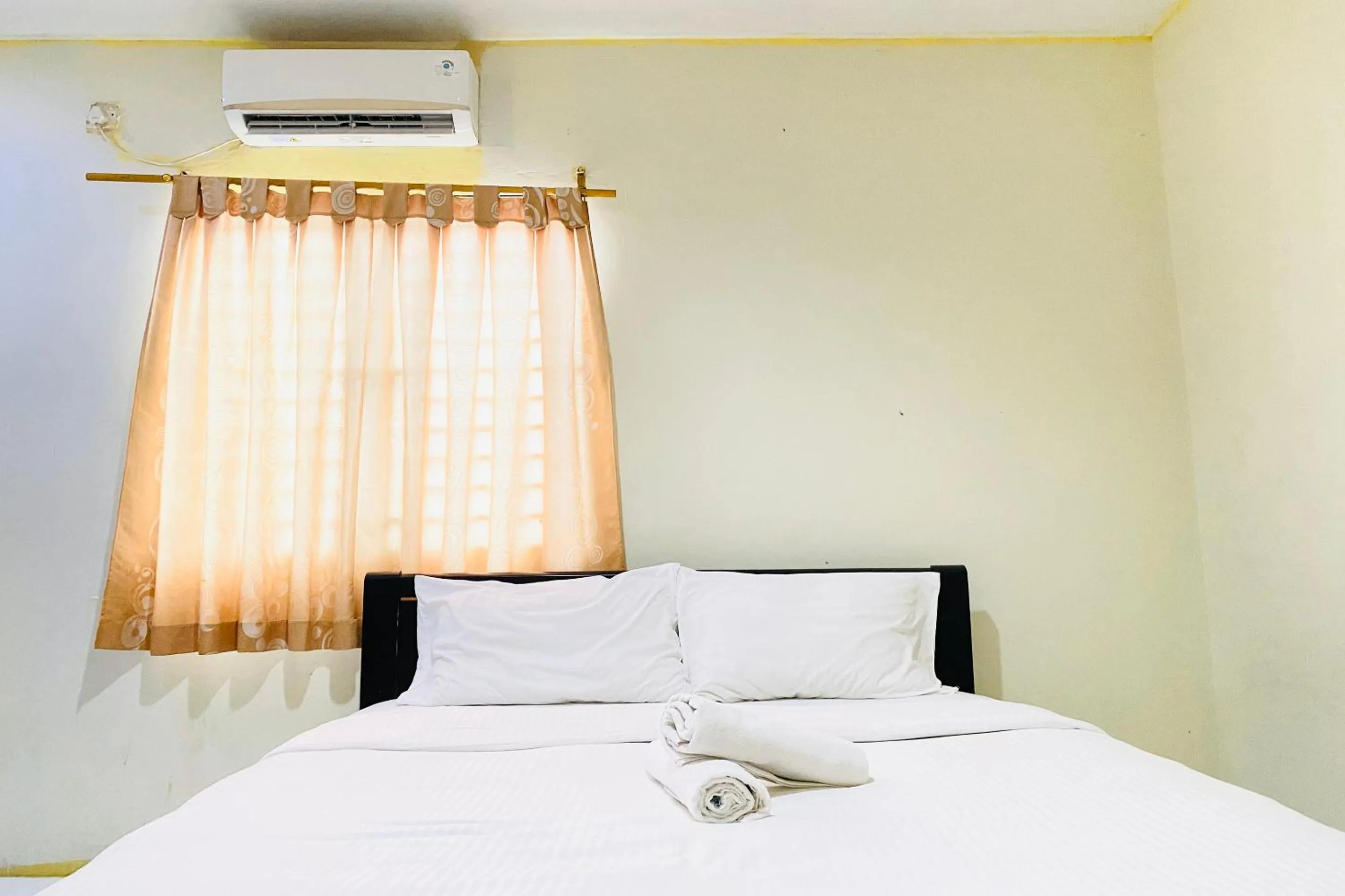 Bedroom, Bed in Hotel O Jodoh Near Grand Batam Mall Formerly Agung Hotel