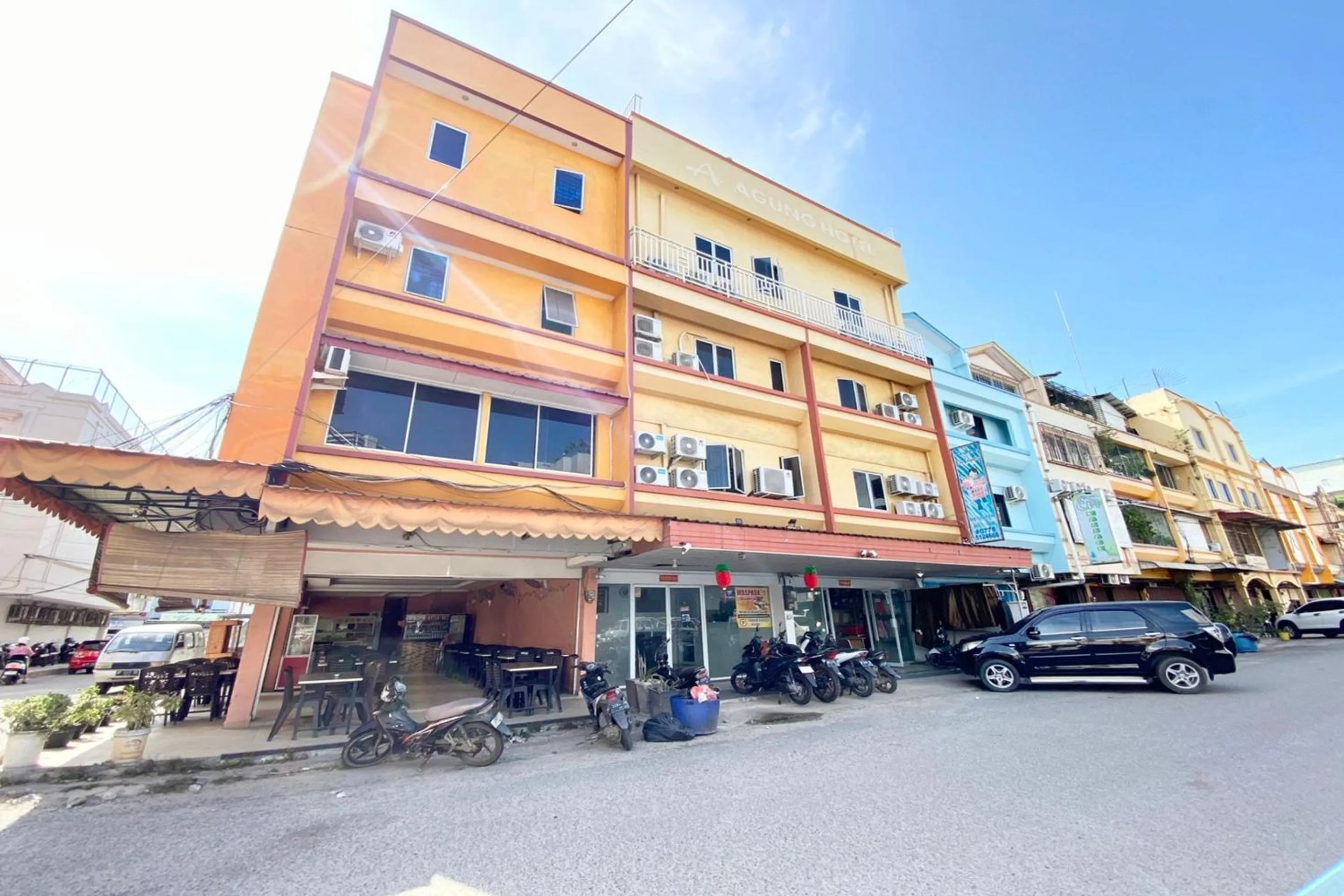 Property building in Hotel O Jodoh Near Grand Batam Mall Formerly Agung Hotel