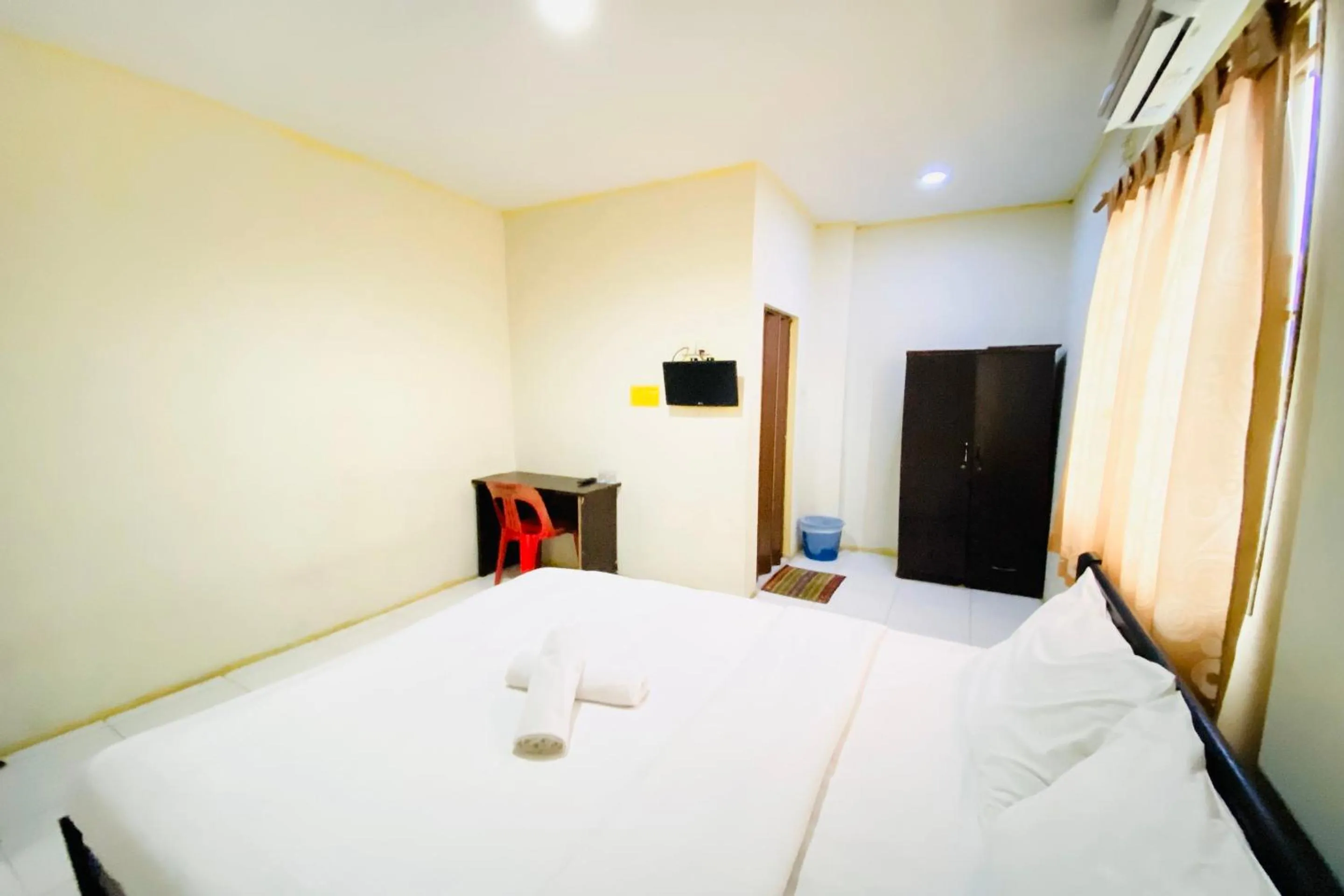 Bedroom, Bed in Hotel O Jodoh Near Grand Batam Mall Formerly Agung Hotel