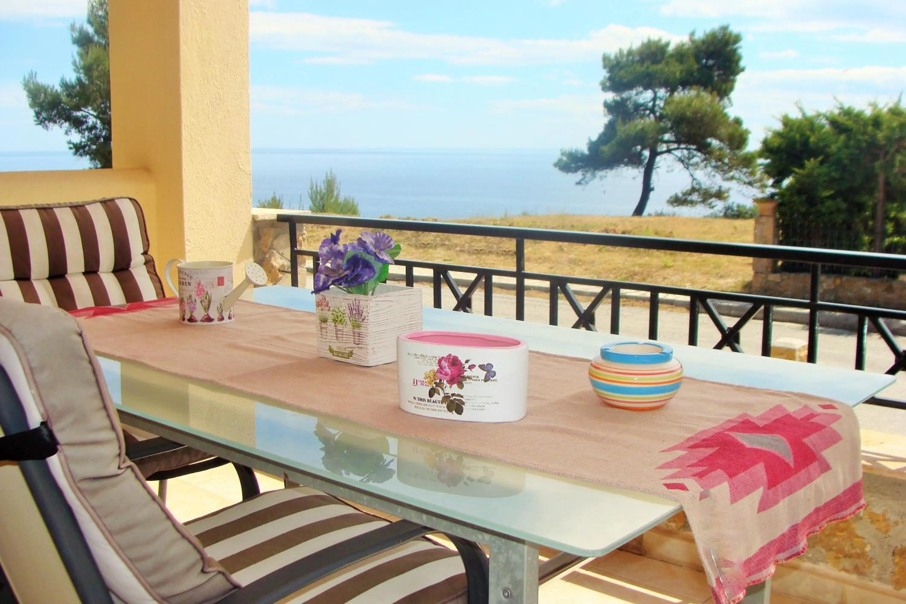 Property building in Sea View House