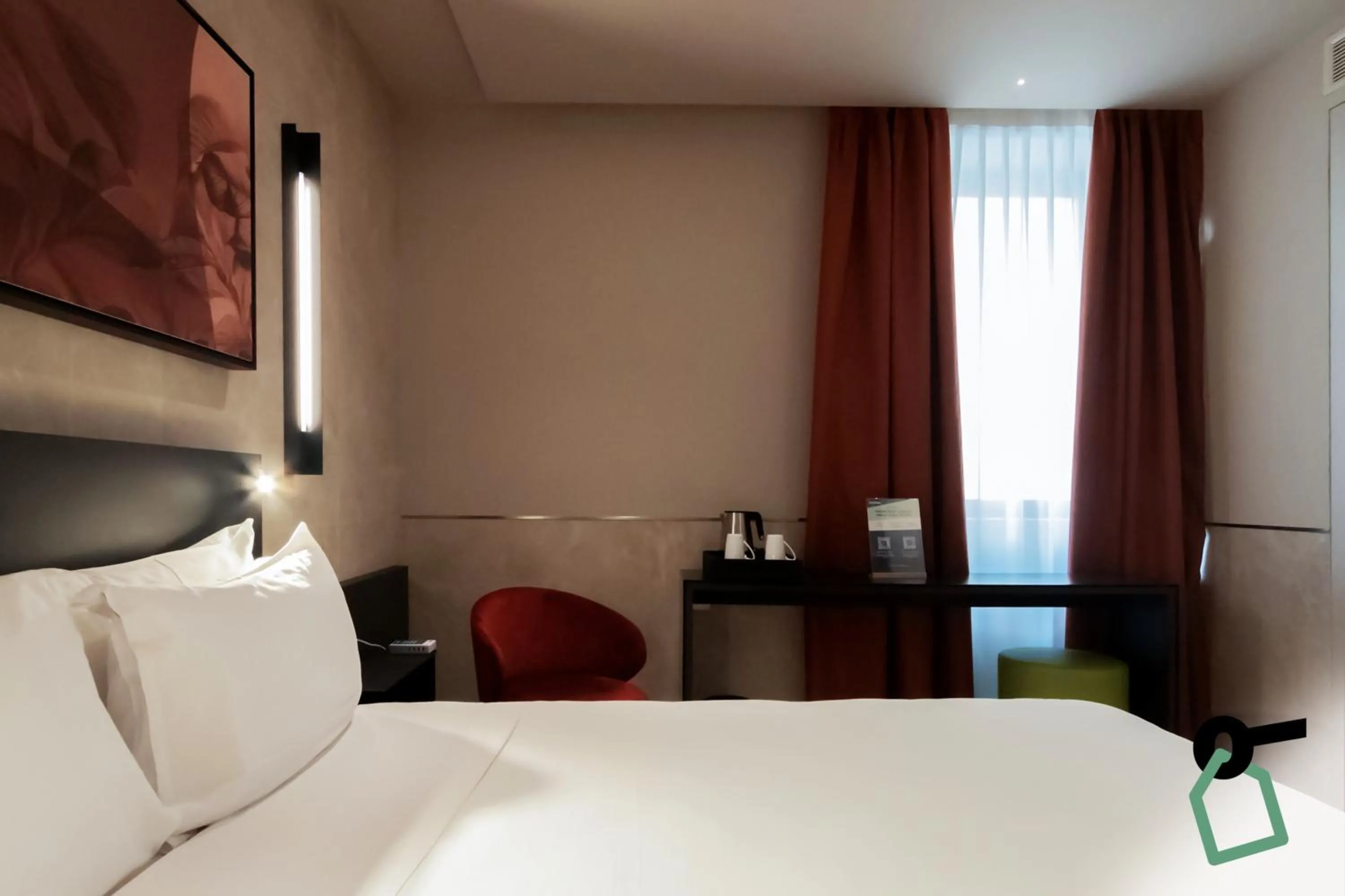 Bed in HOTIDAY Room Collection - Milano Cinque Giornate