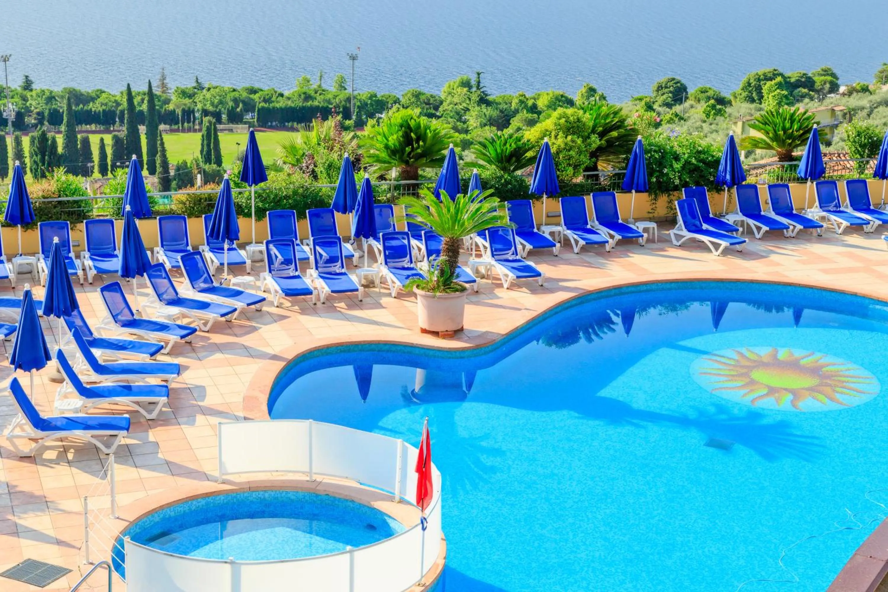 Swimming pool in Hotel Cristina