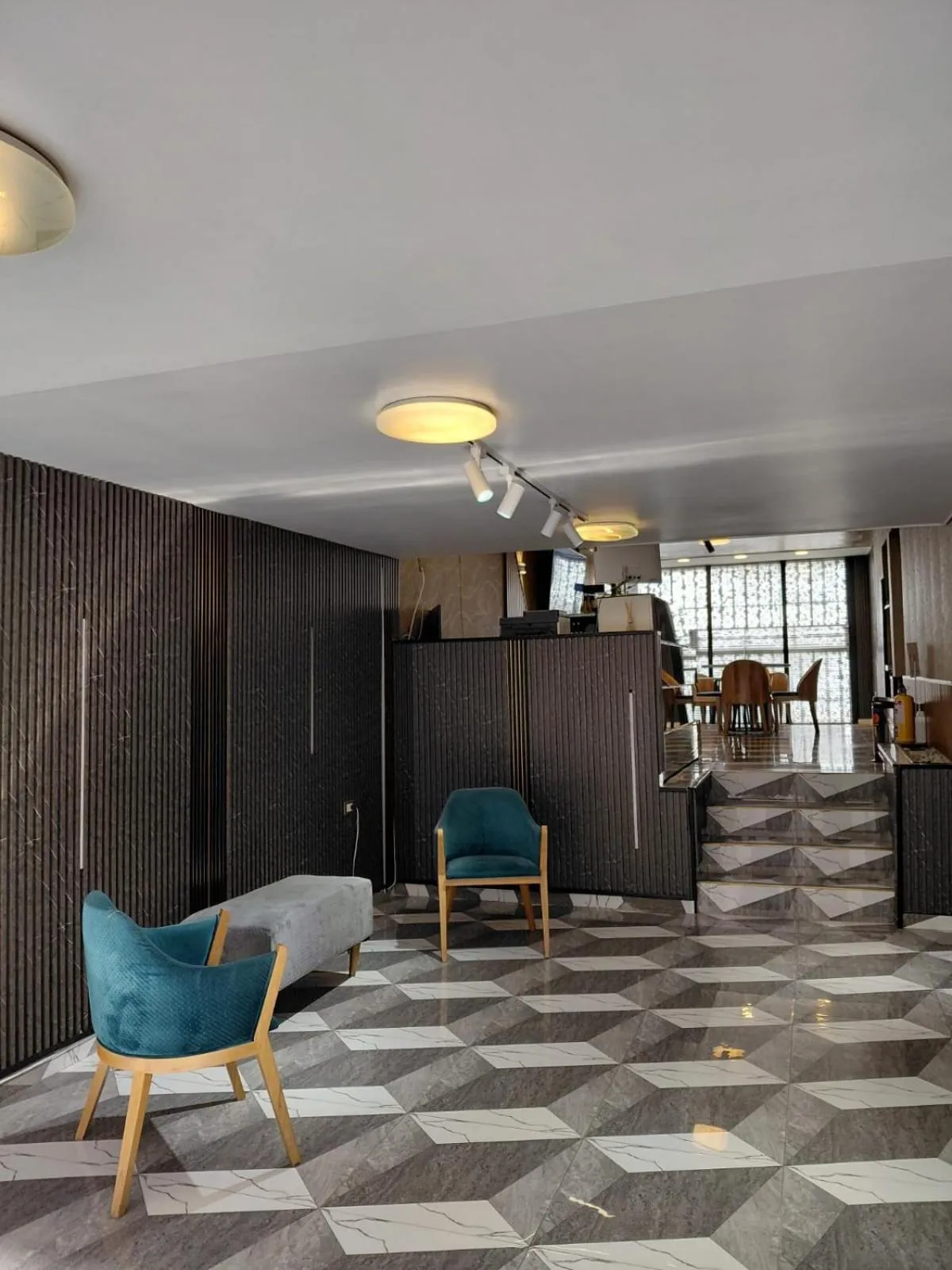 Living room in Hotel American Visa Normandia