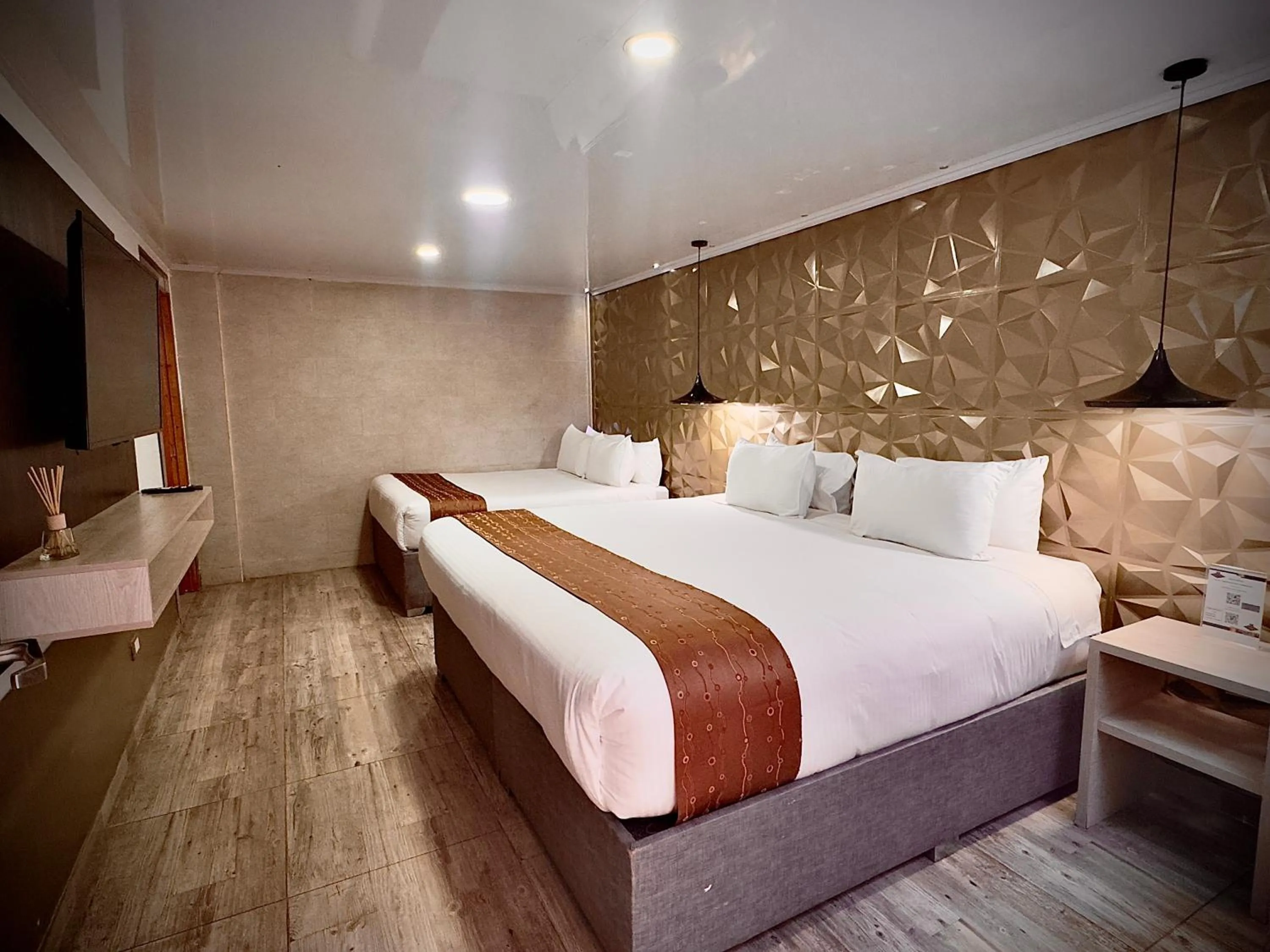 Bed in Hotel American Visa Normandia