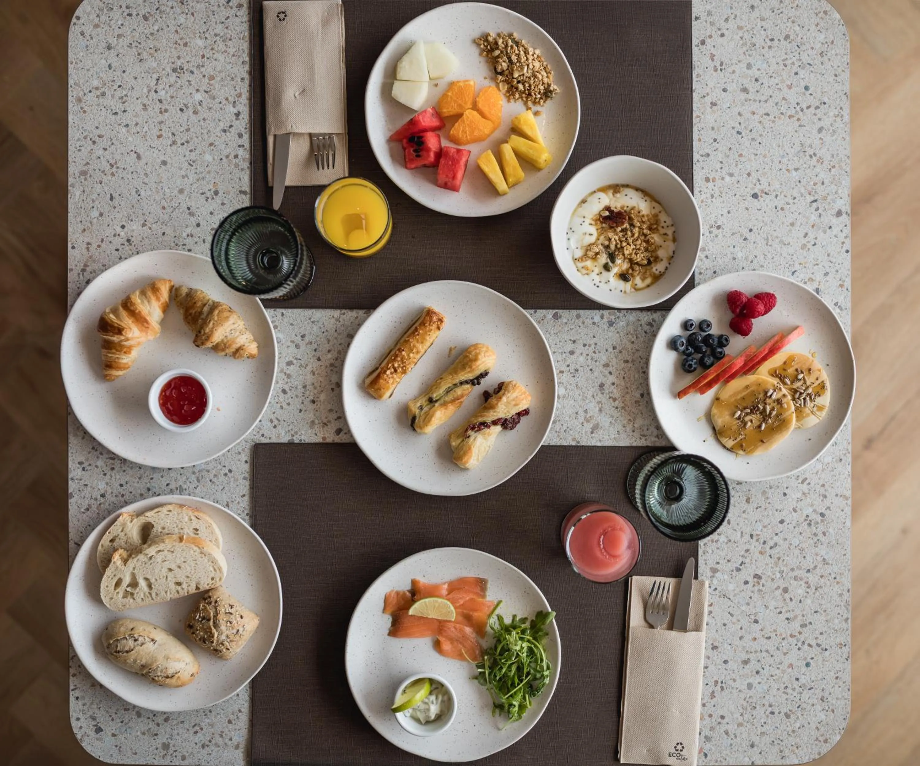 Restaurant/places to eat in Haven Nature Hotel & Villas