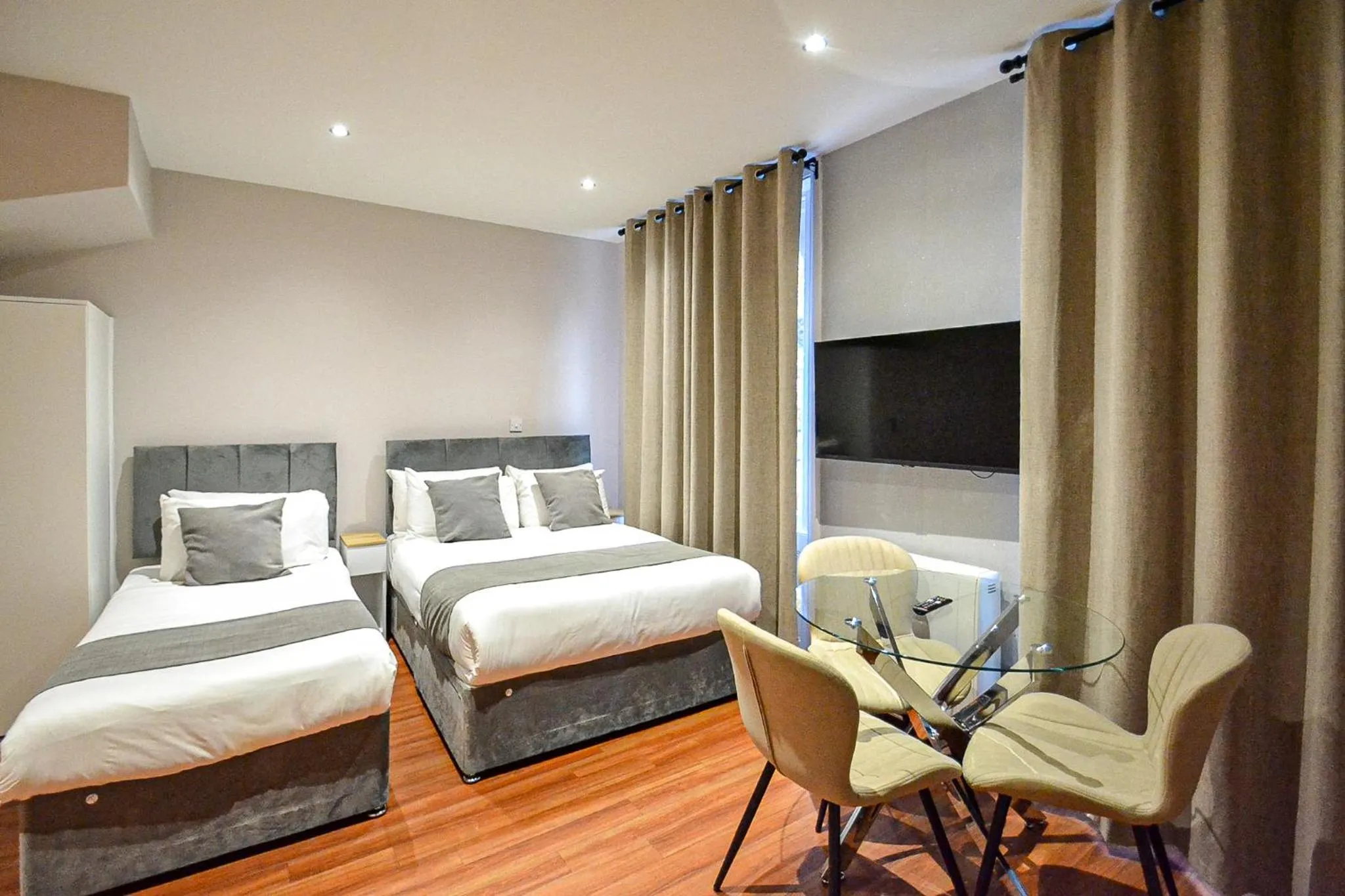 Bed in Imperial Court Studios