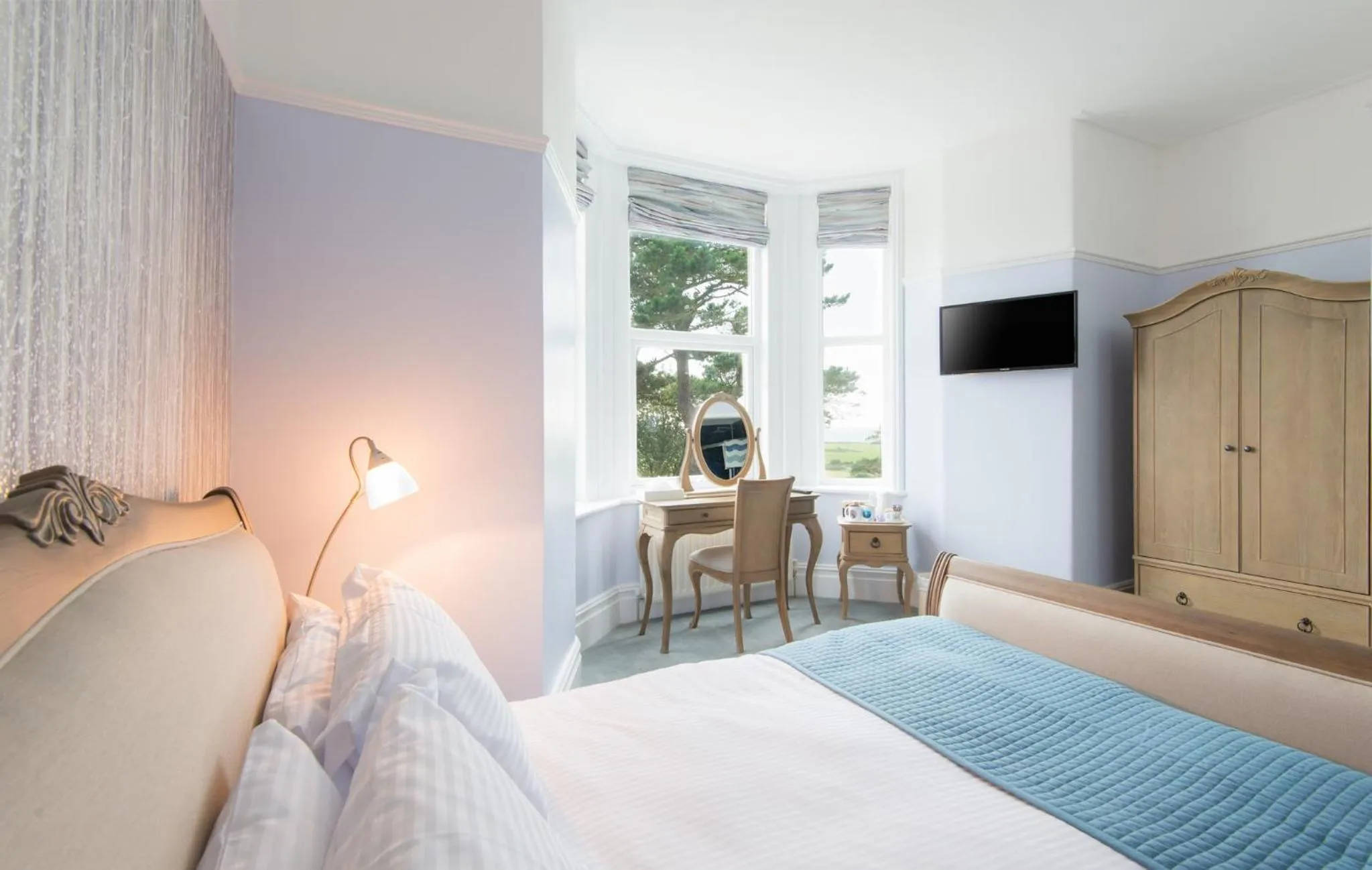 Photo of the whole room, Bed in Gwesty Gadlys Hotel