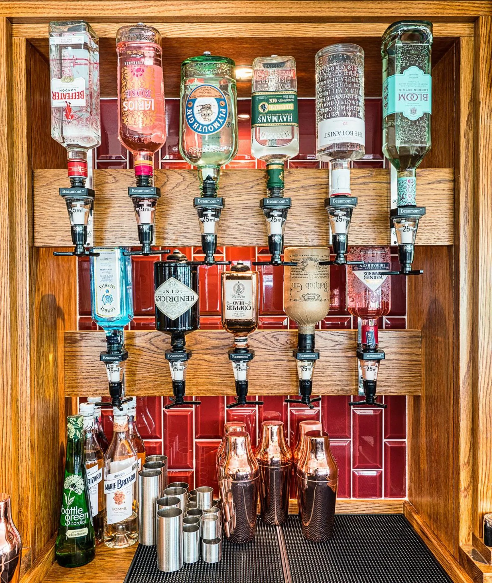 Alcoholic drinks in Gwesty Gadlys Hotel