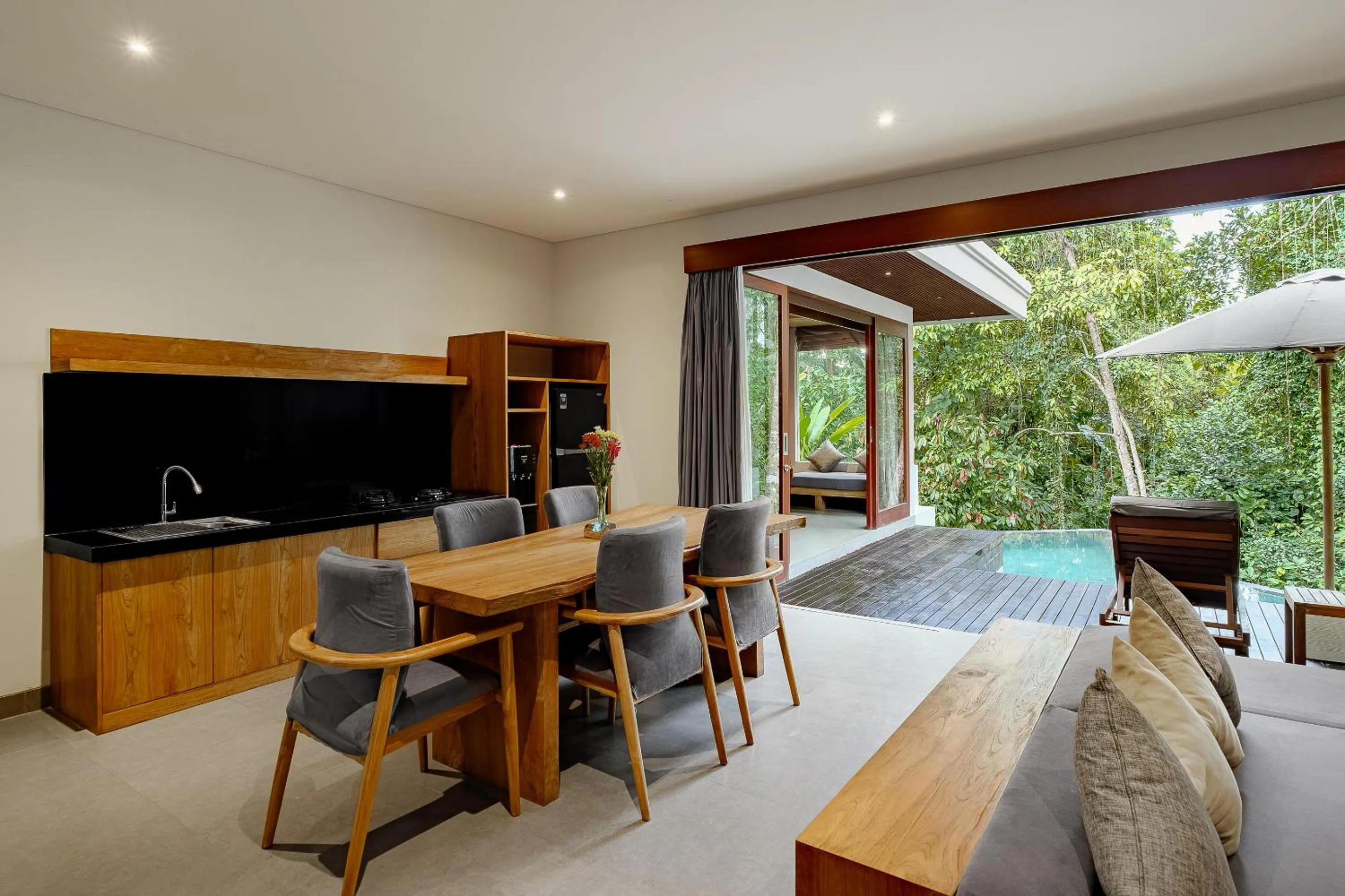 Kitchen or kitchenette in Elitya Ubud Villa