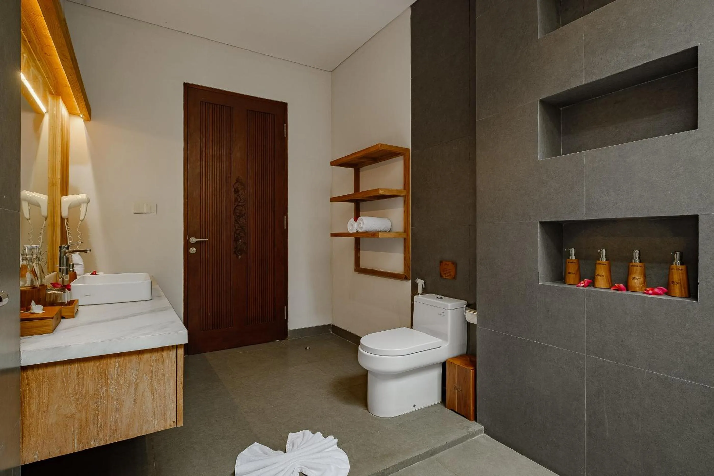 Toilet in Elitya Ubud Villa