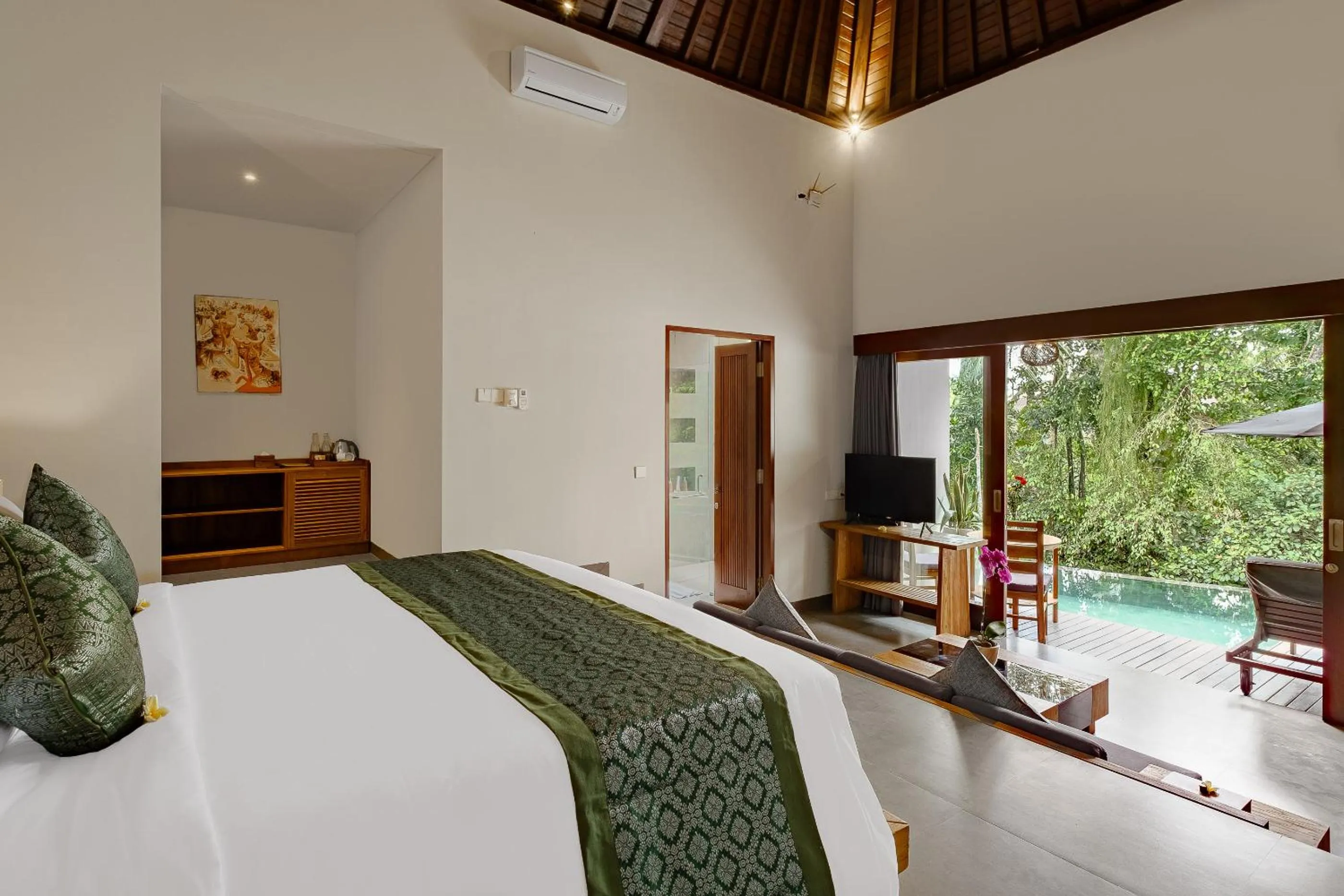 Bed in Elitya Ubud Villa