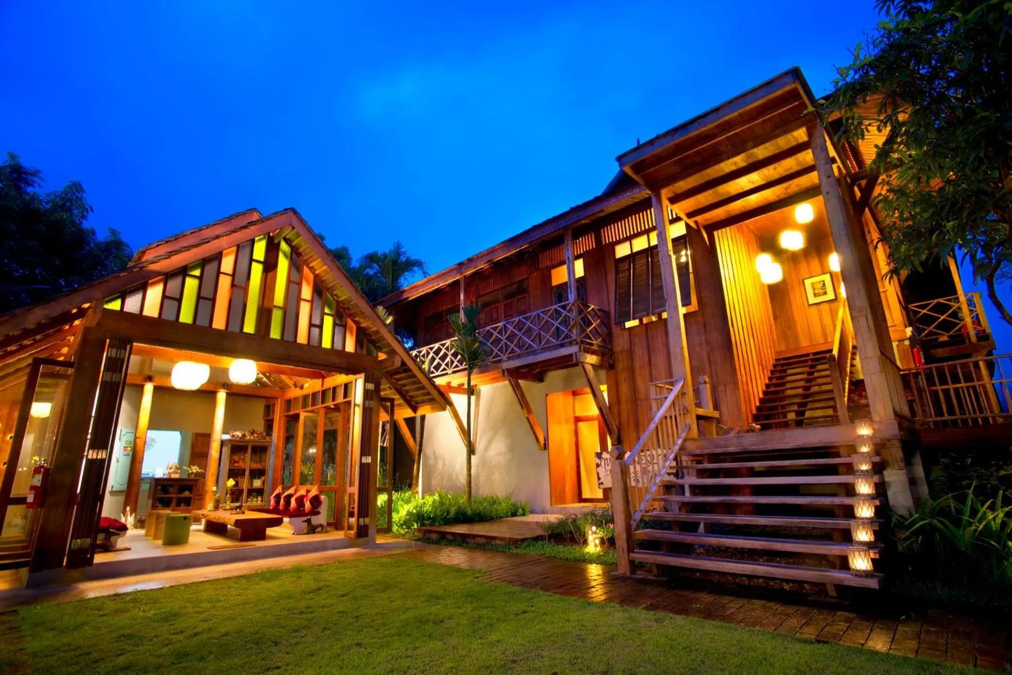 Property building in Hotel des Artists Rose of Pai