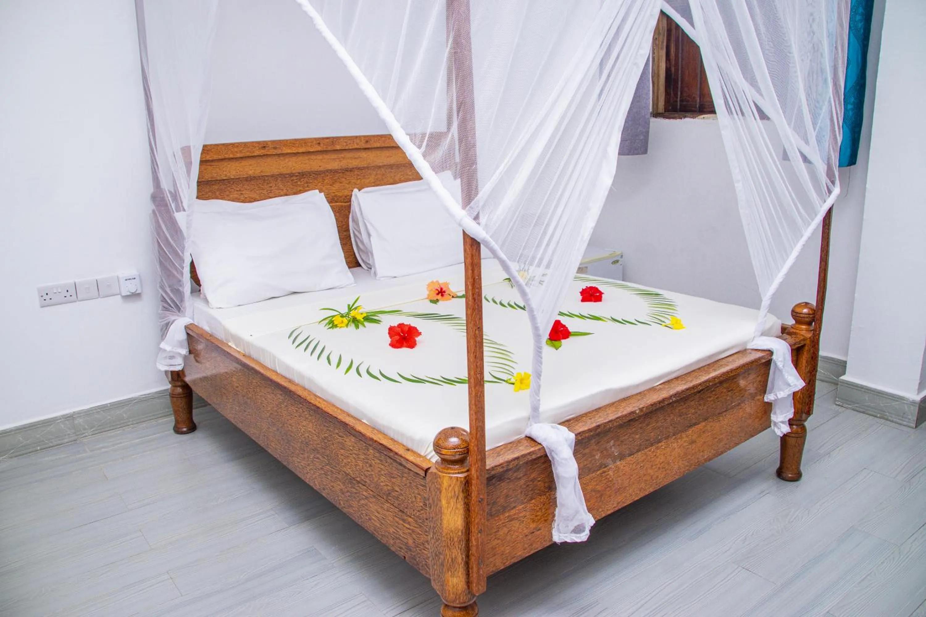 Bedroom, Bed in Amazing Beach Hotel Zanzibar