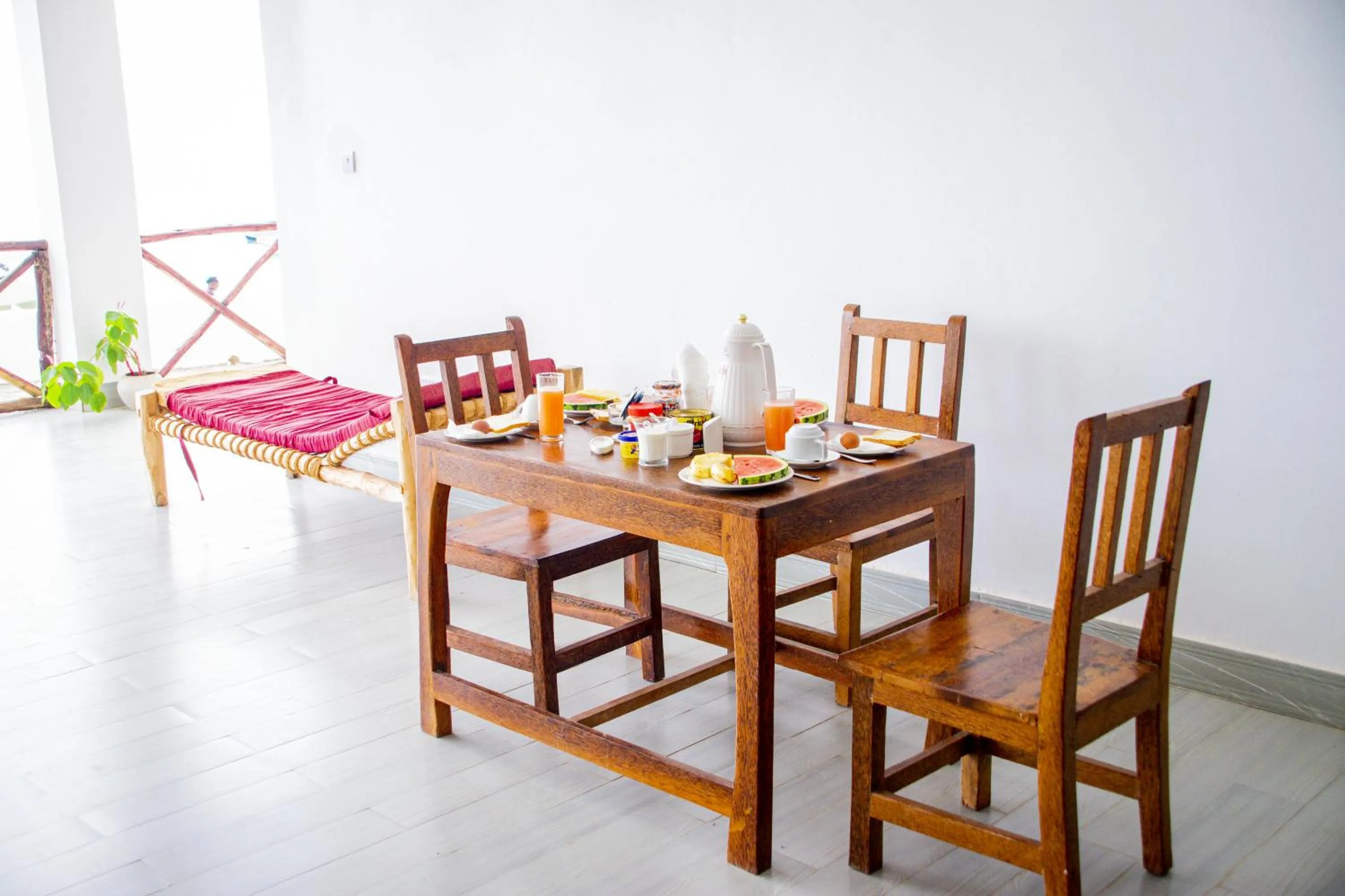 Food and drinks in Amazing Beach Hotel Zanzibar