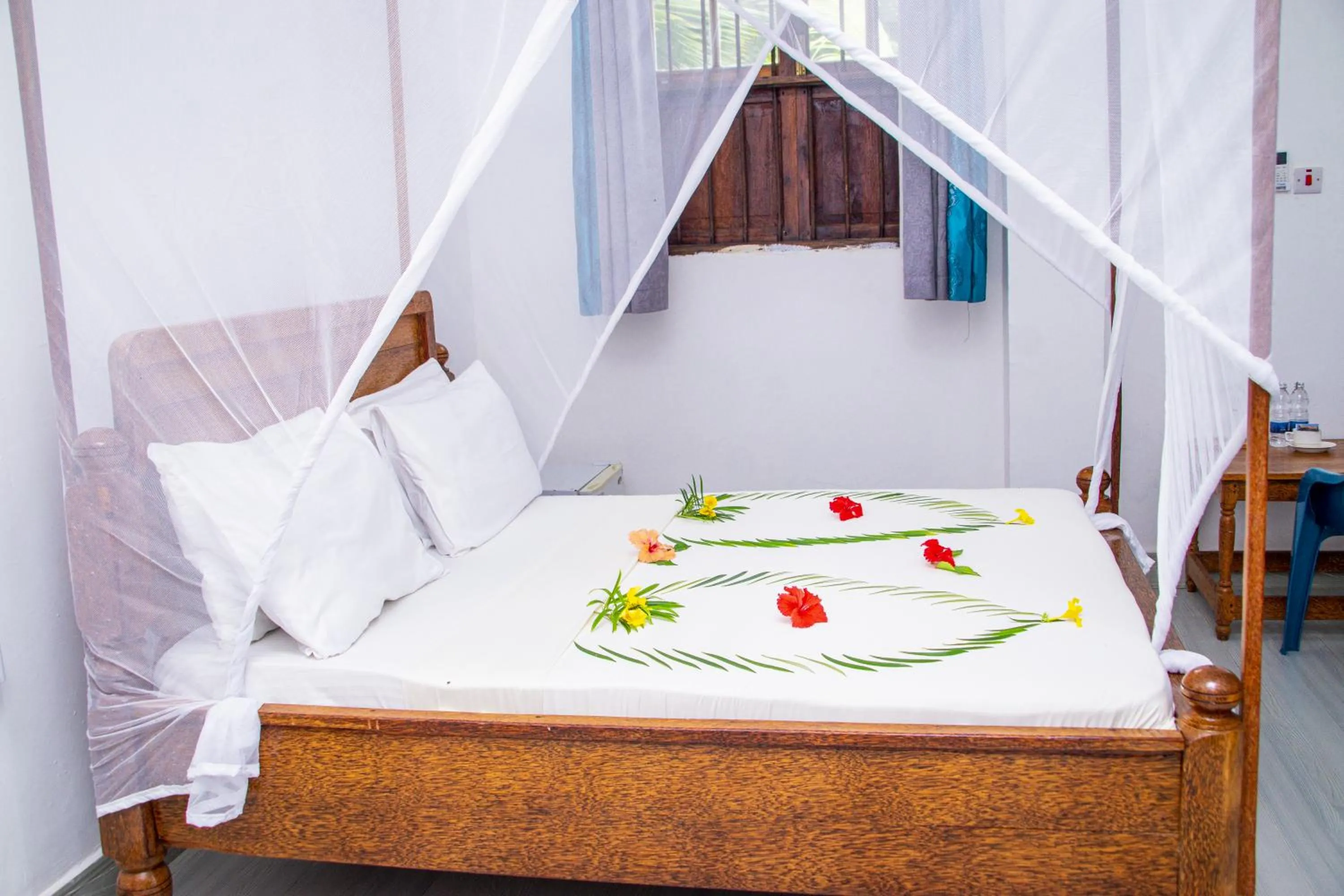 Bedroom, Bed in Amazing Beach Hotel Zanzibar