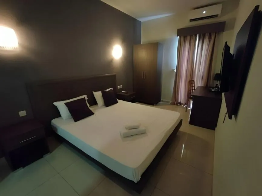 Bed in The Windsor Hotel